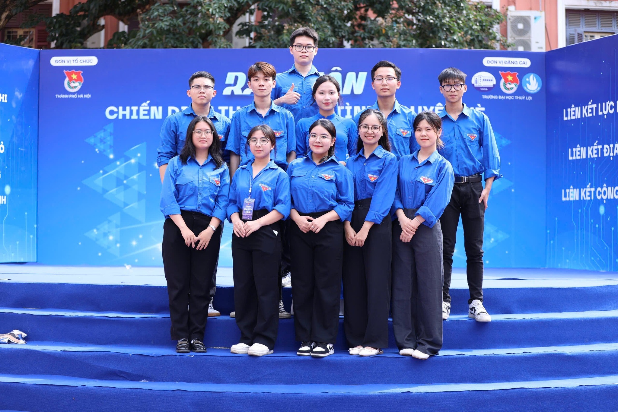 Khoa Kế toán và Kinh doanh