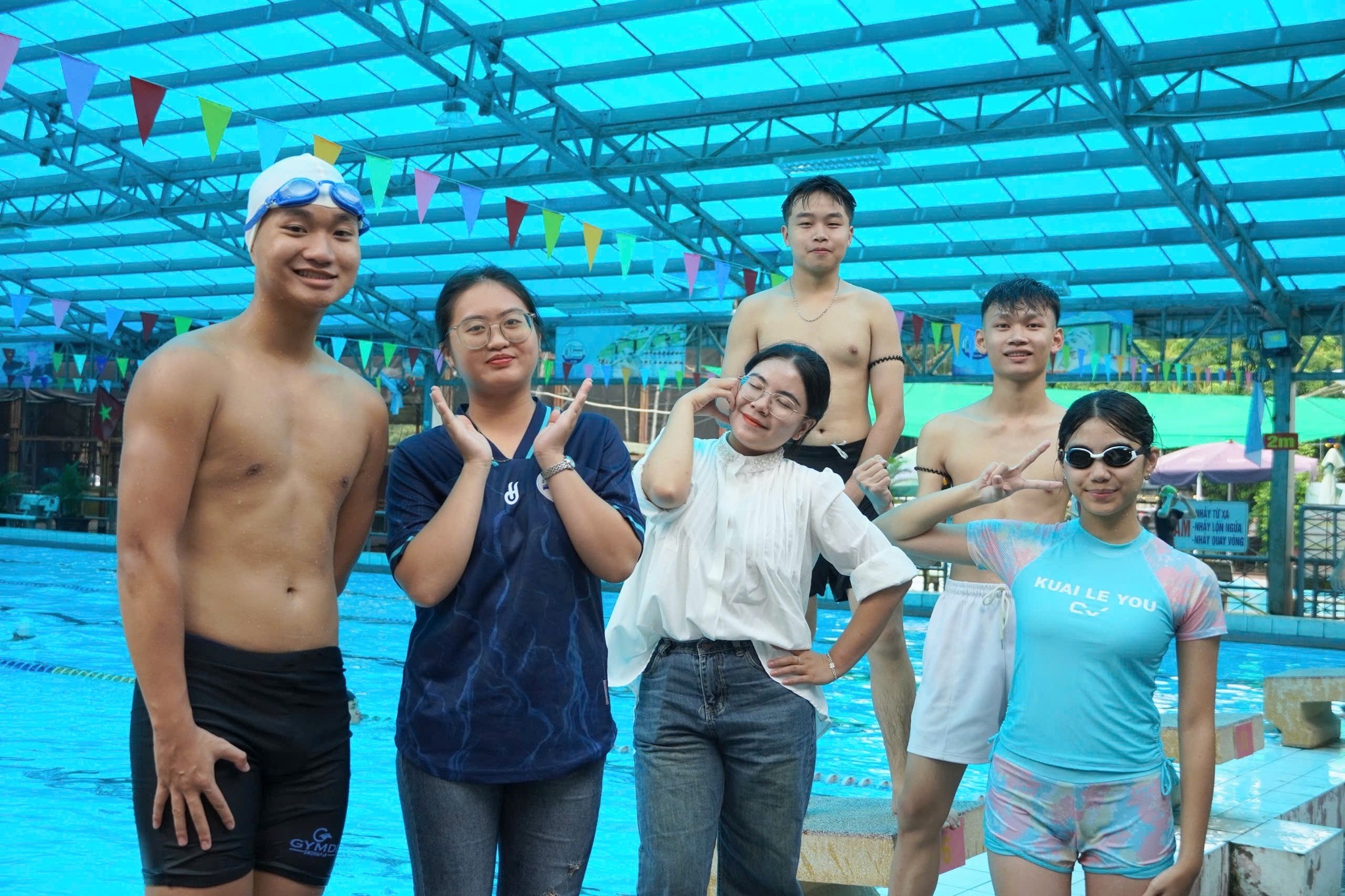 Khoa Kế toán và Kinh doanh