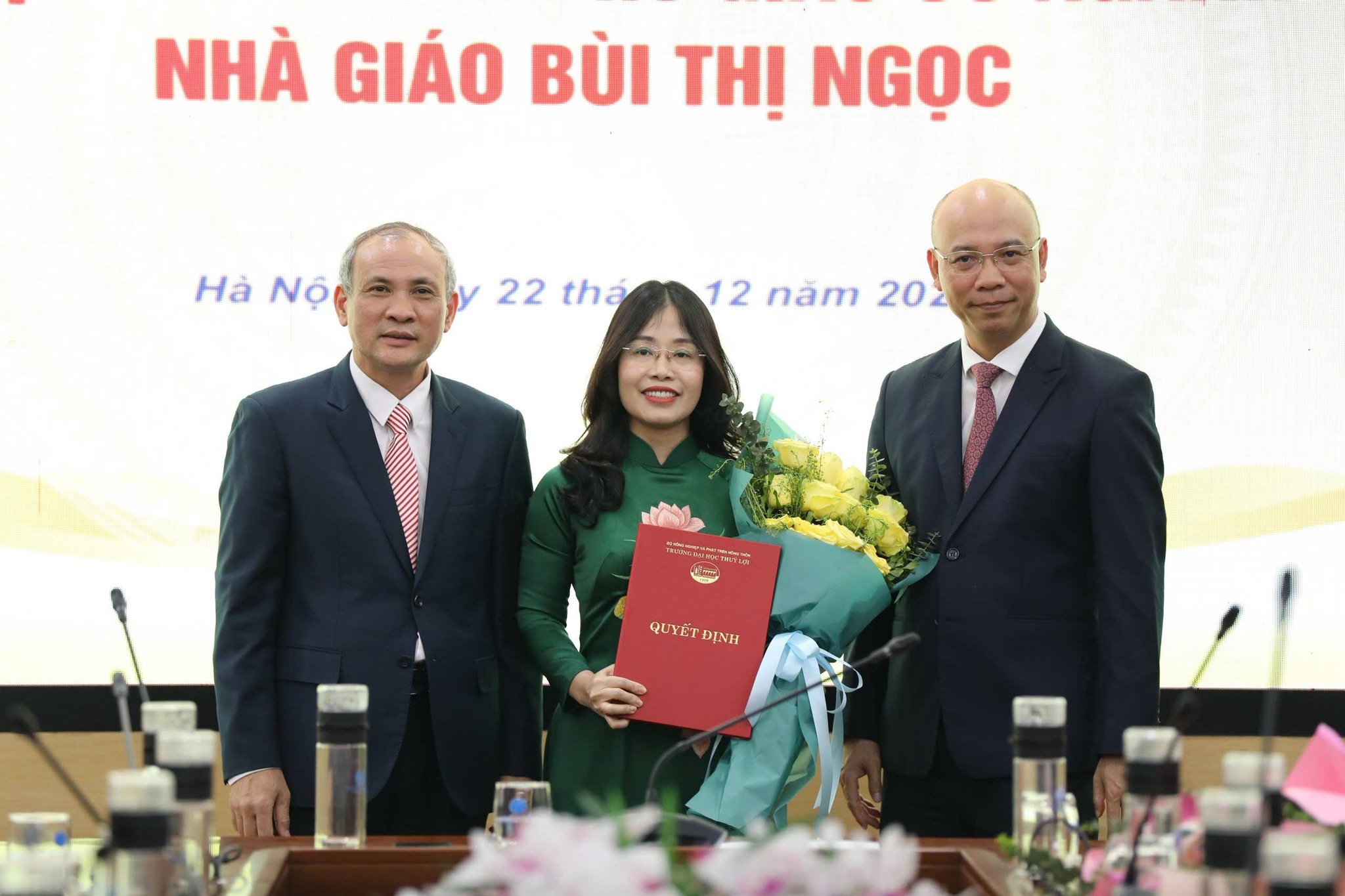 Khoa Kế toán và Kinh doanh