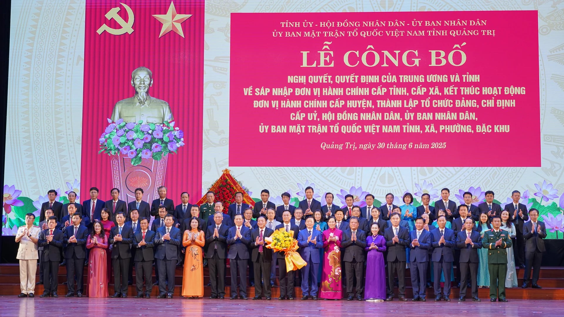 Khoa Kế toán và Kinh doanh