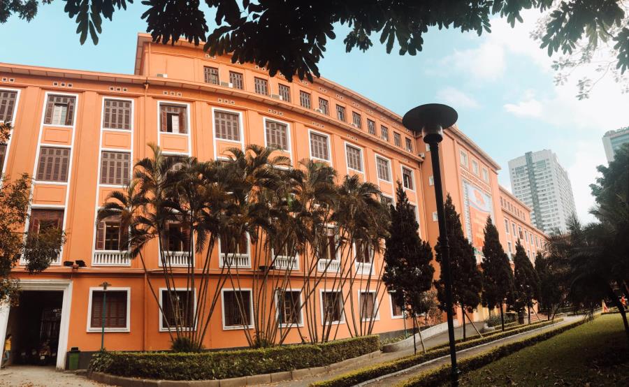 Khoa Kế toán và Kinh doanh