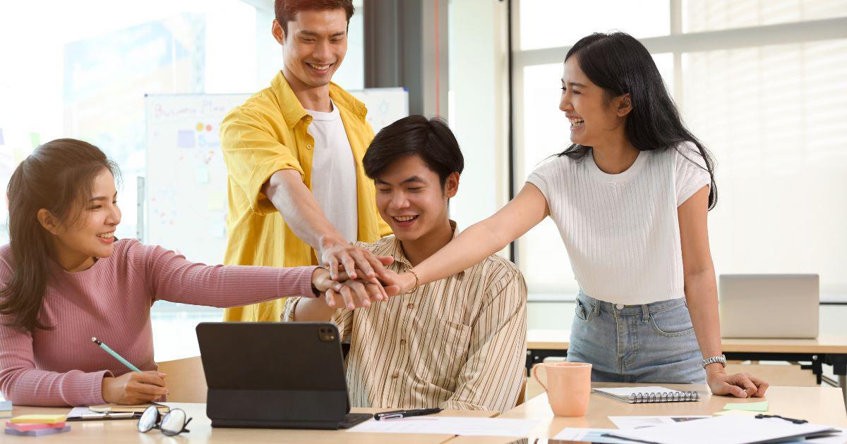 Khoa Kế toán và Kinh doanh