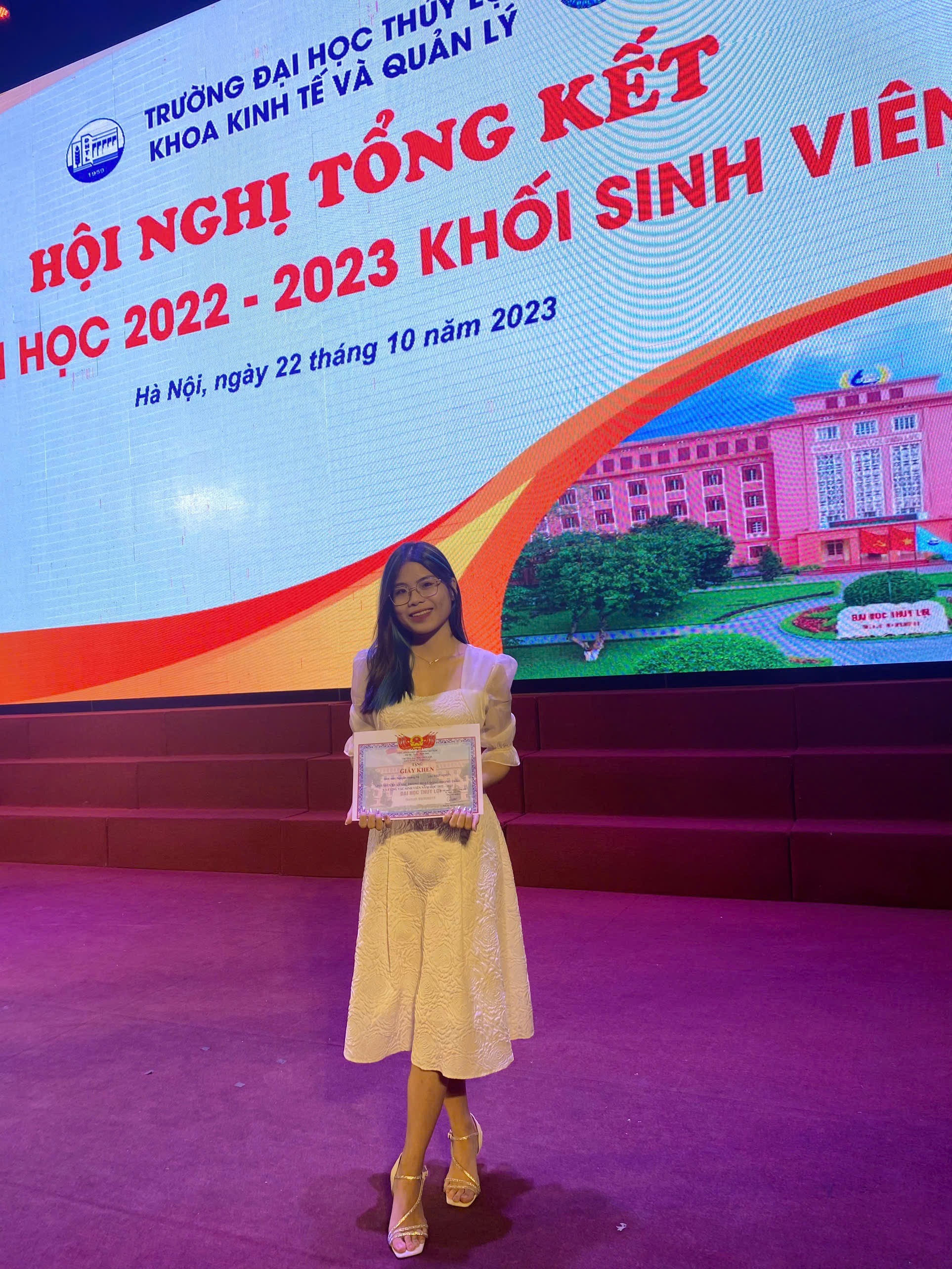 Khoa Kế toán và Kinh doanh