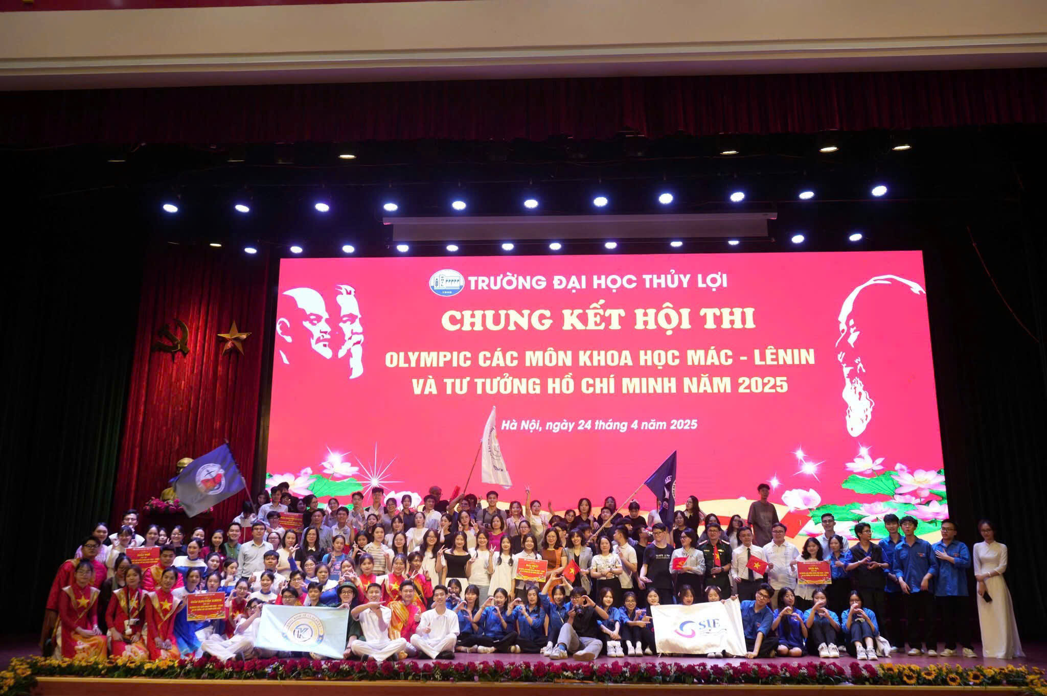 SINH VIÊN NGÀNH KIỂM TOÁN GÓP PHẦN ĐƯA ĐỘI TUYỂN KHOA ĐẠT THÀNH TÍCH CAO TẠI CHUNG KẾT HỘI THI OLYMPIC CÁC MÔN KHOA HỌC MÁC - LÊNIN VÀ TƯ TƯỞNG HỒ CHÍ MINH Khoa Kế toán và Kinh doanh