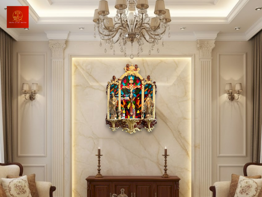 Bàn thờ Chúa trên nền kính màu nghệ thuật