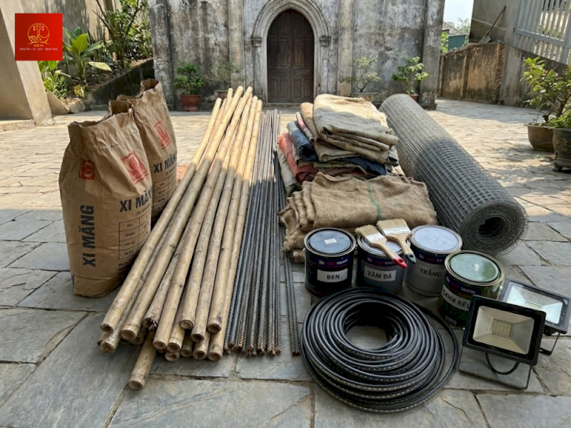 Chuẩn bị nguyên liệu để làm hang đá Noel bằng thạch cao hoặc xi măng.