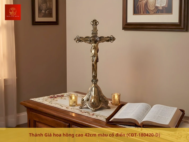 Thánh Giá hoa hồng cao 42cm màu cổ điển