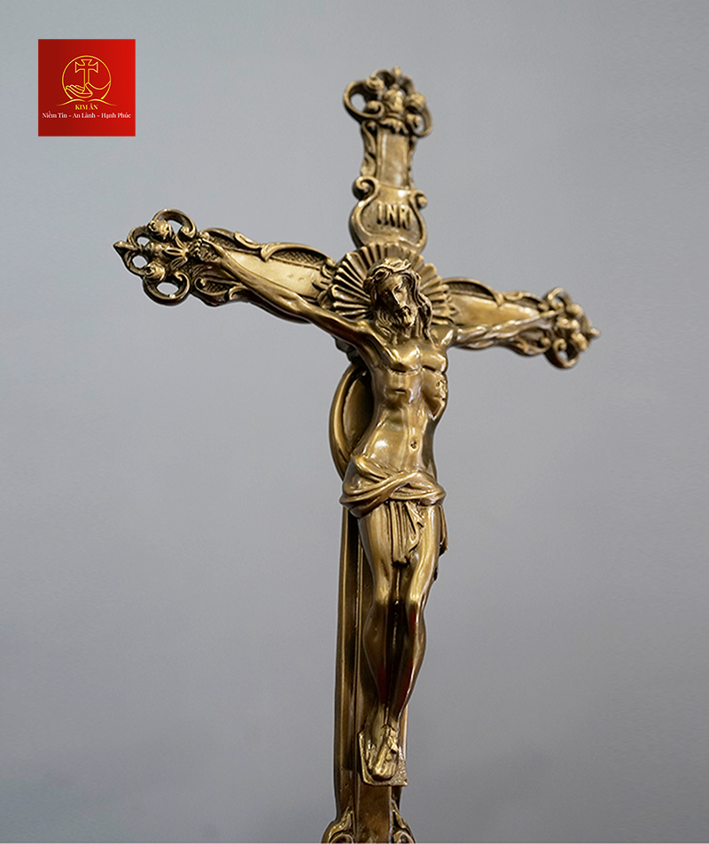 Cây Thánh Giá Hoa Hồng Đẹp Cao 32cm - Màu Cổ Điển
