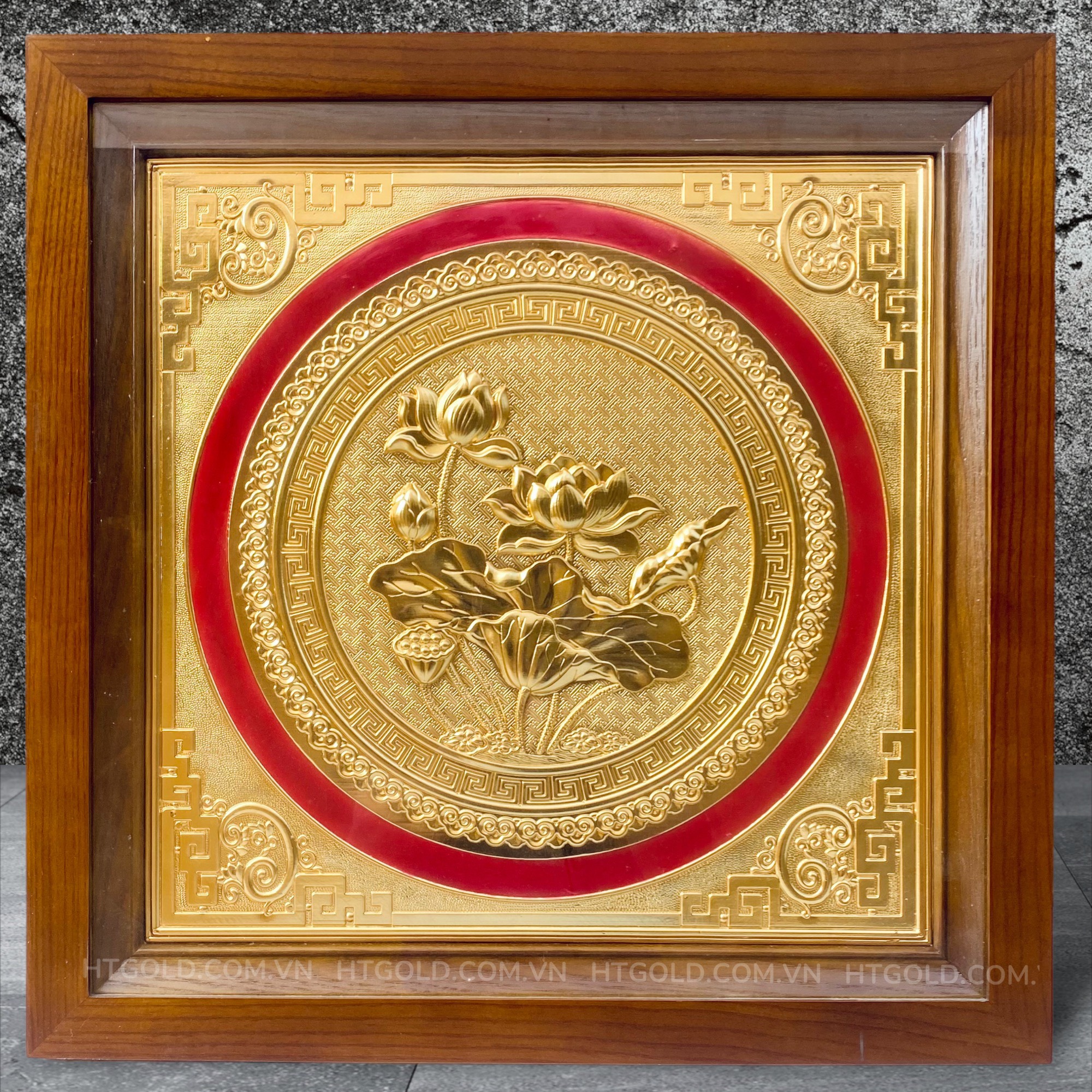 TRANH ĐỒNG HOA SEN MẠ VÀNG 24K <br> (Kích thước 52cm x 52xm)