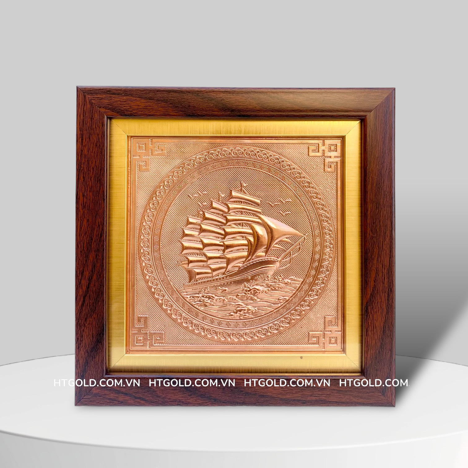 TRANH THUẬN BUỒM XUÔI GIÓ BẰNG ĐỒNG ĐỎ (20cm x 20cm)