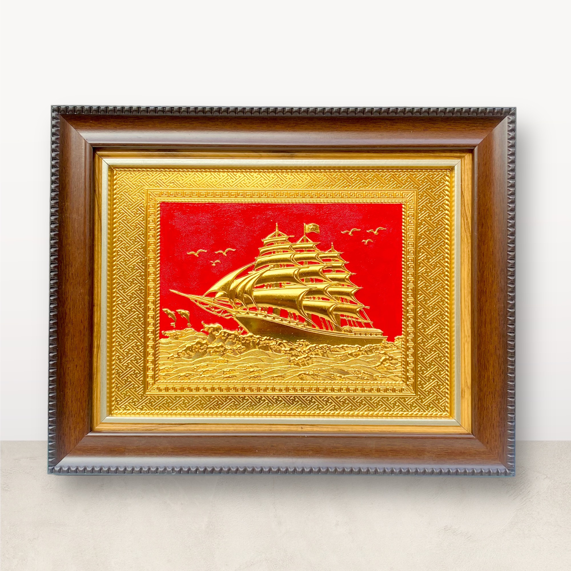 TRANH ĐỒNG THUYỀN BUỒM, MẠ VÀNG 24k (Kích thước 28cm x 34cm)...