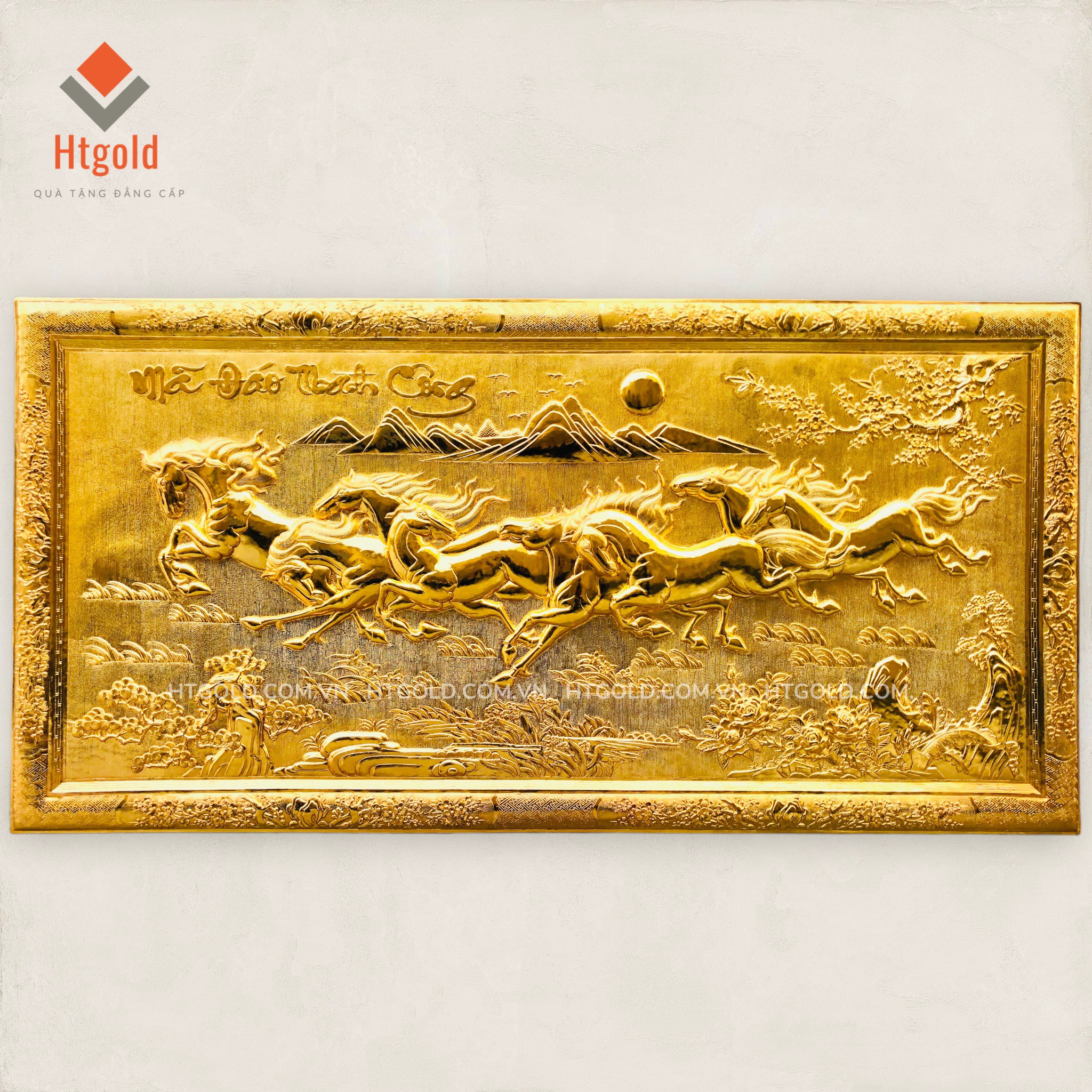TRANH ĐỒNG MÃ ĐÁO THÀNH CÔNG, KHUNG ĐỒNG LIỀN, MẠ VÀNG 24K (Kích thước 107cm x 197cm)