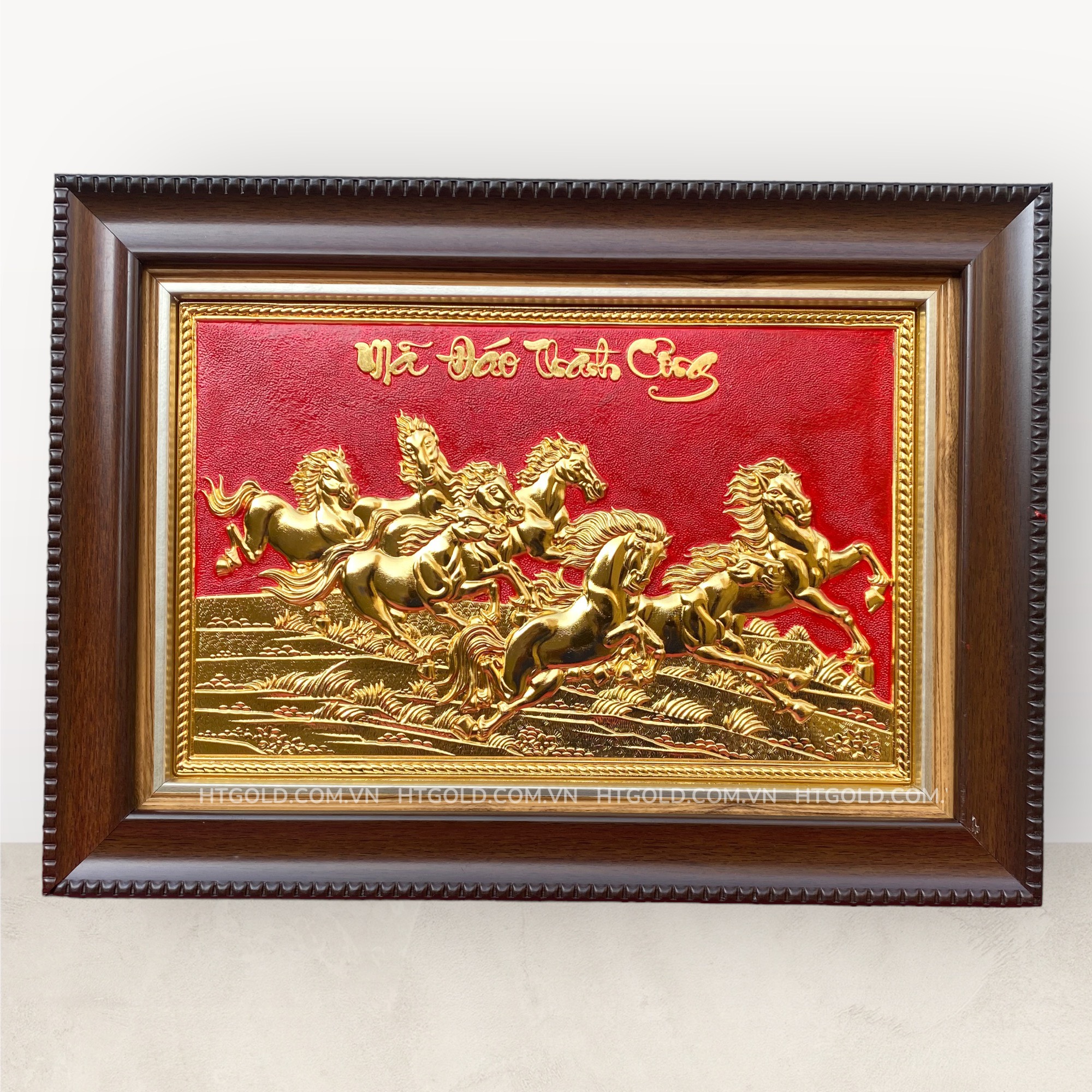 TRANH ĐỒNG MÃ ĐÁO THÀNH CÔNG, MẠ VÀNG 24K (Kích thước 28cm x 38cm)..
