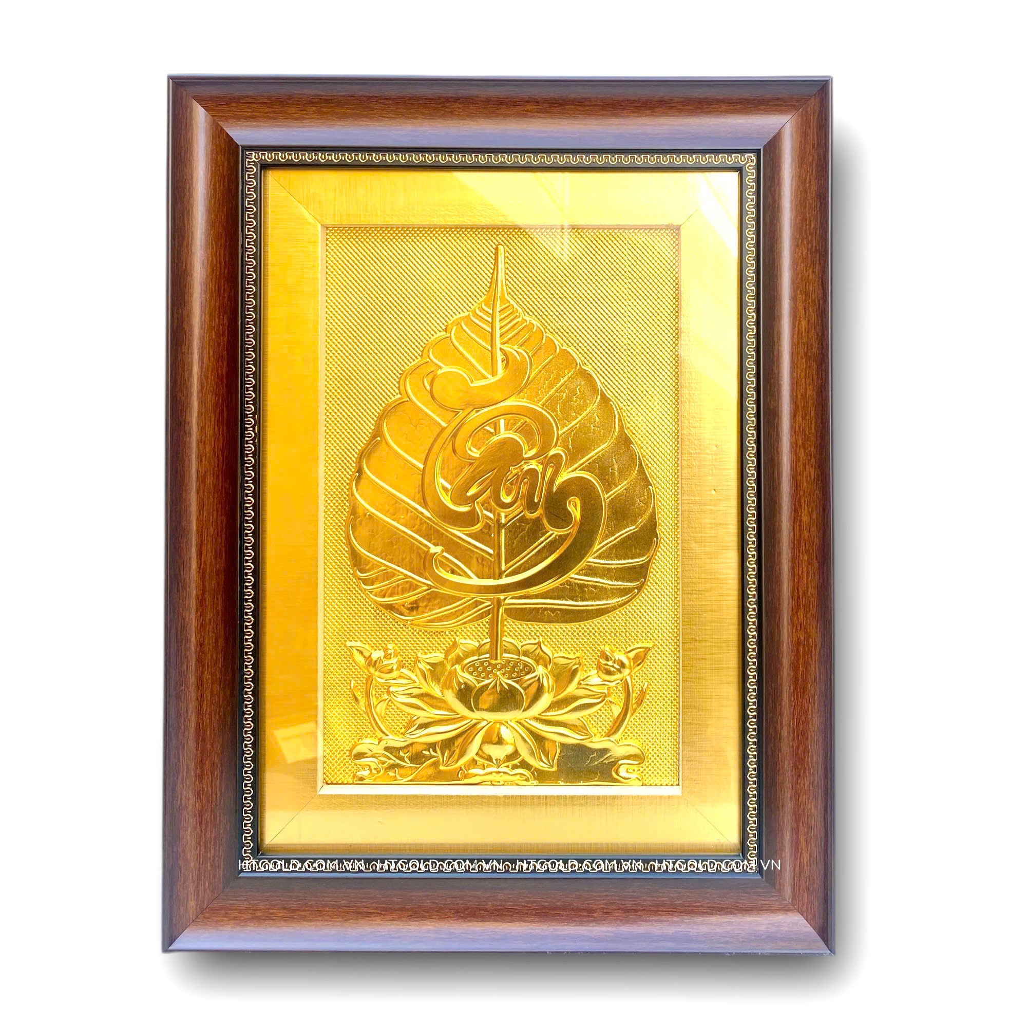 TRANH LÁ BỒ ĐỀ GẮN CHỮ "TÂM", MẠ VÀNG 24K (32cm x 42cm)