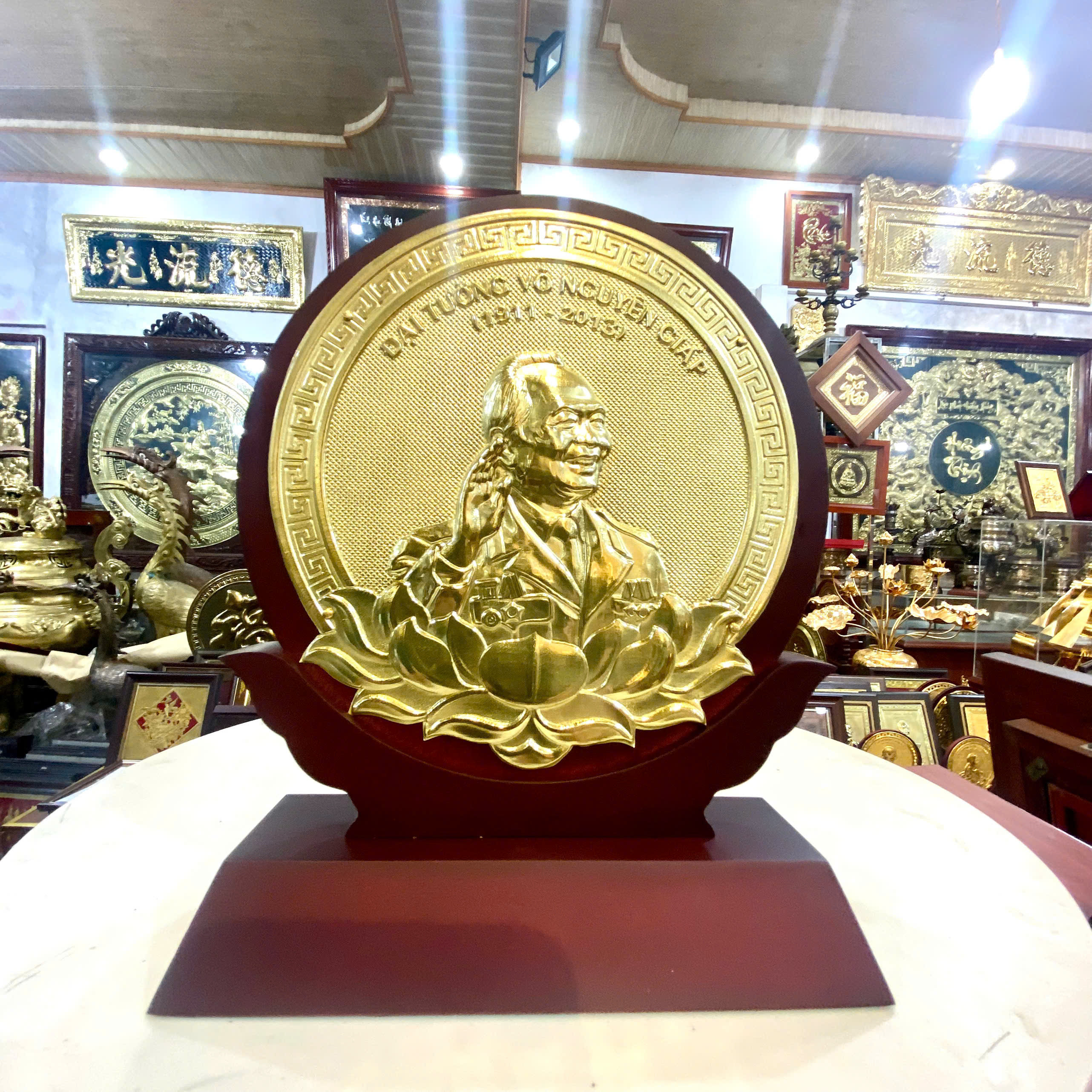 TRANH CHÂN DUNG ĐẠI TƯỚNG VÕ NGUYÊN GIÁP BẰNG ĐỒNG (15cm * 19cm)