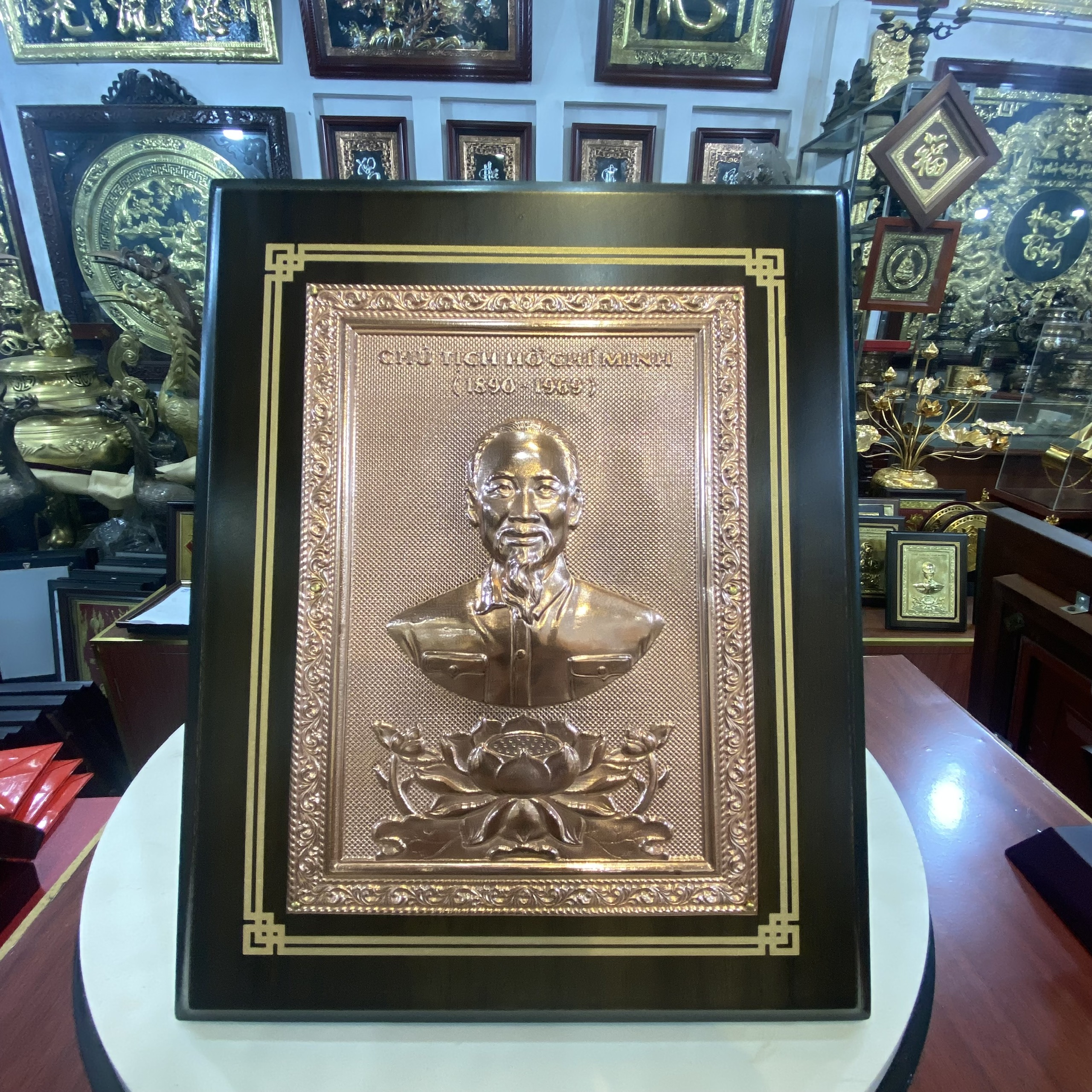 TRANH CHÂN DUNG BÁC HỒ BẰNG ĐỒNG ĐỎ (20cm * 25cm)