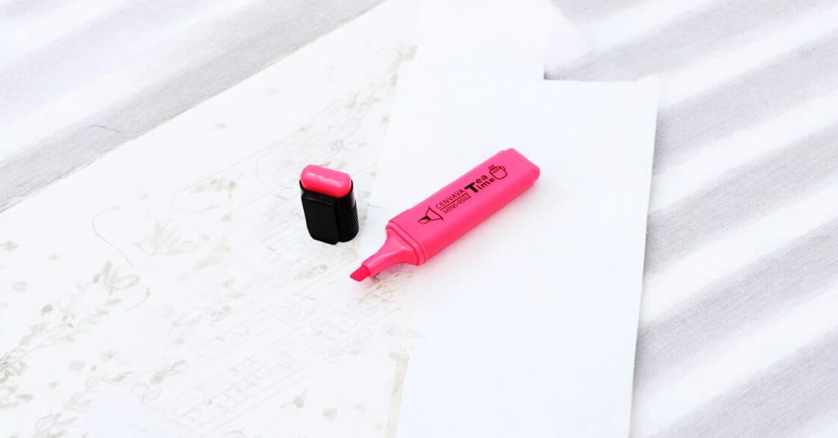 Bút dạ quang Mini-0502 Cenvava hồng