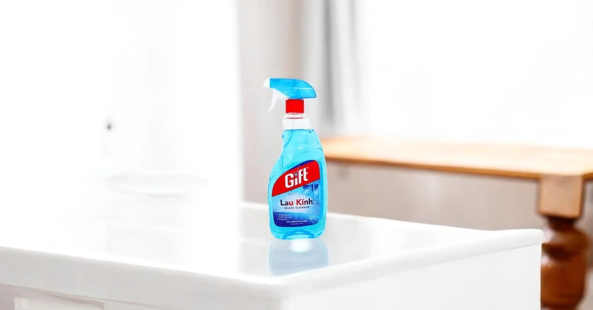Gift lau kính sắc biển 540 ml