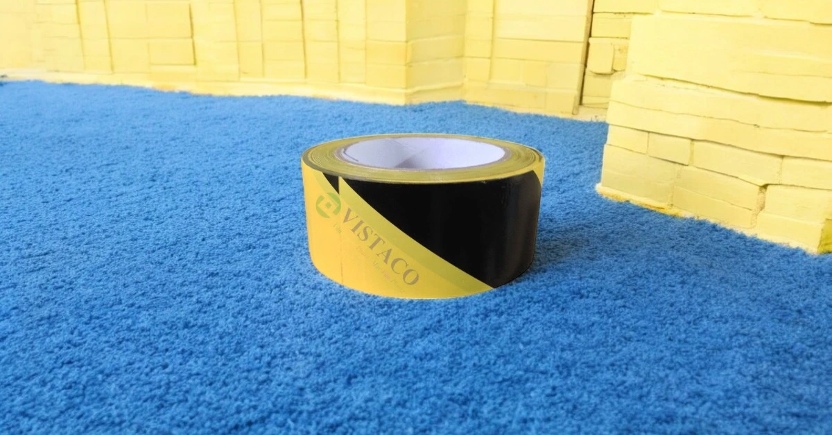 Băng keo dán nền màu vàng đen 4.8cm 33M (dán sàn)