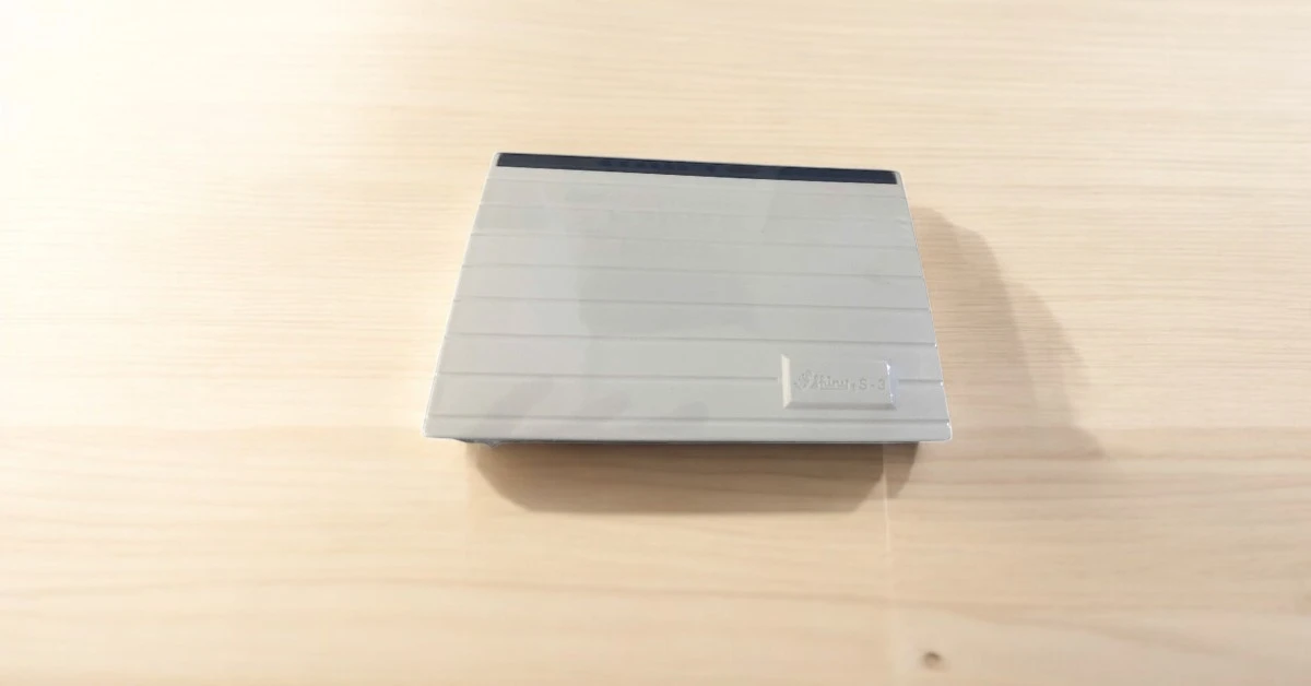Hộp dấu nhựa Shiny SP-3