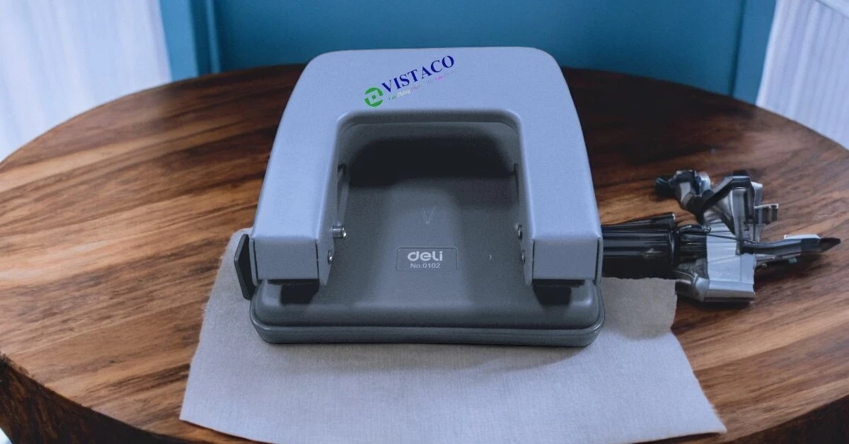 Bấm 2 lỗ Deli 0102