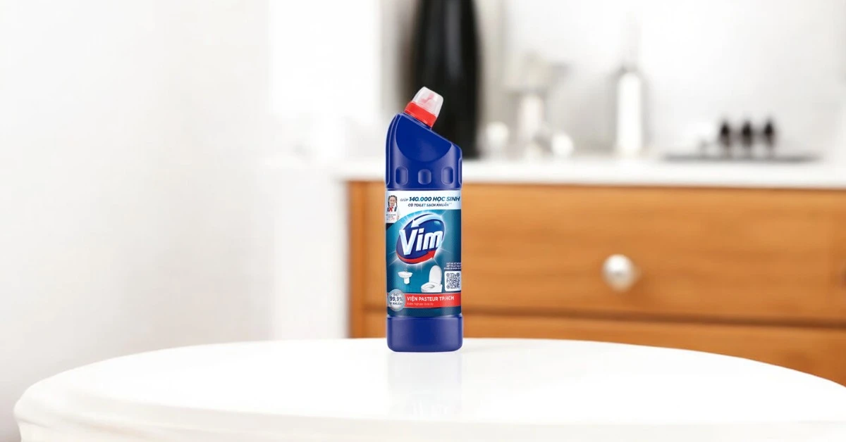 Nước tẩy bồn cầu Vim 880ml