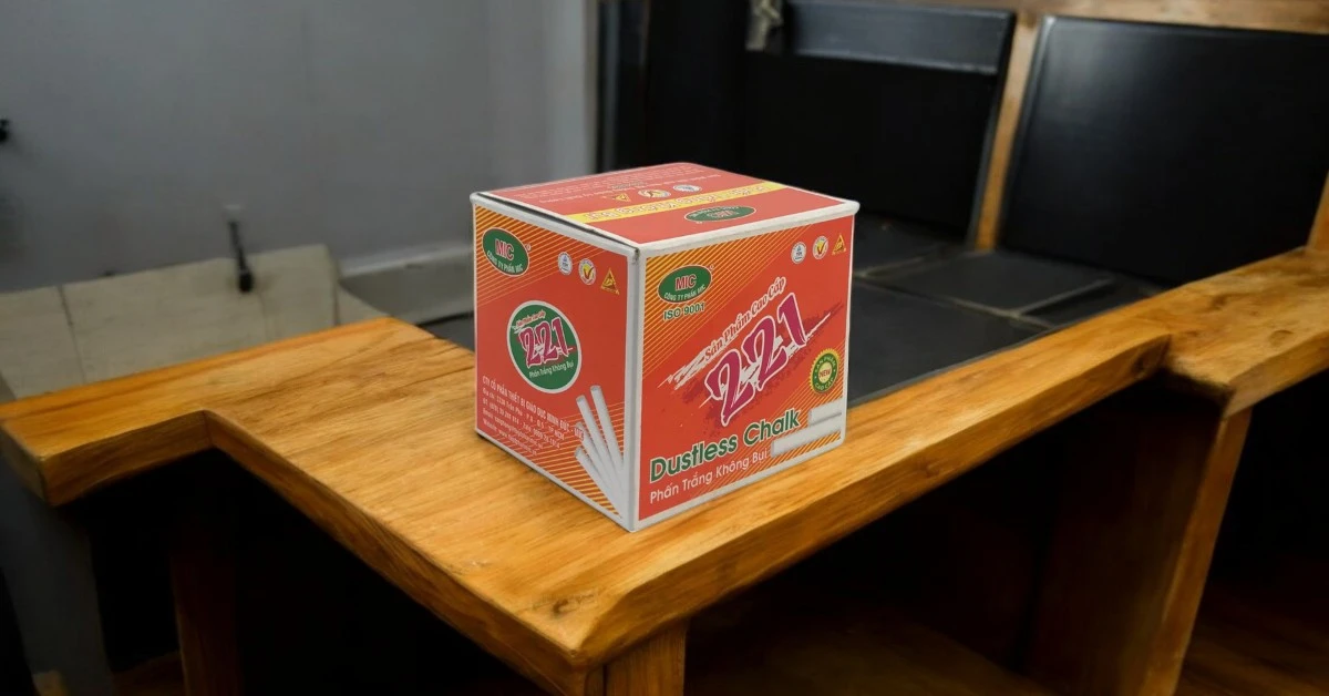 Phấn MIC trắng không bụi ( 100 viên/hộp)