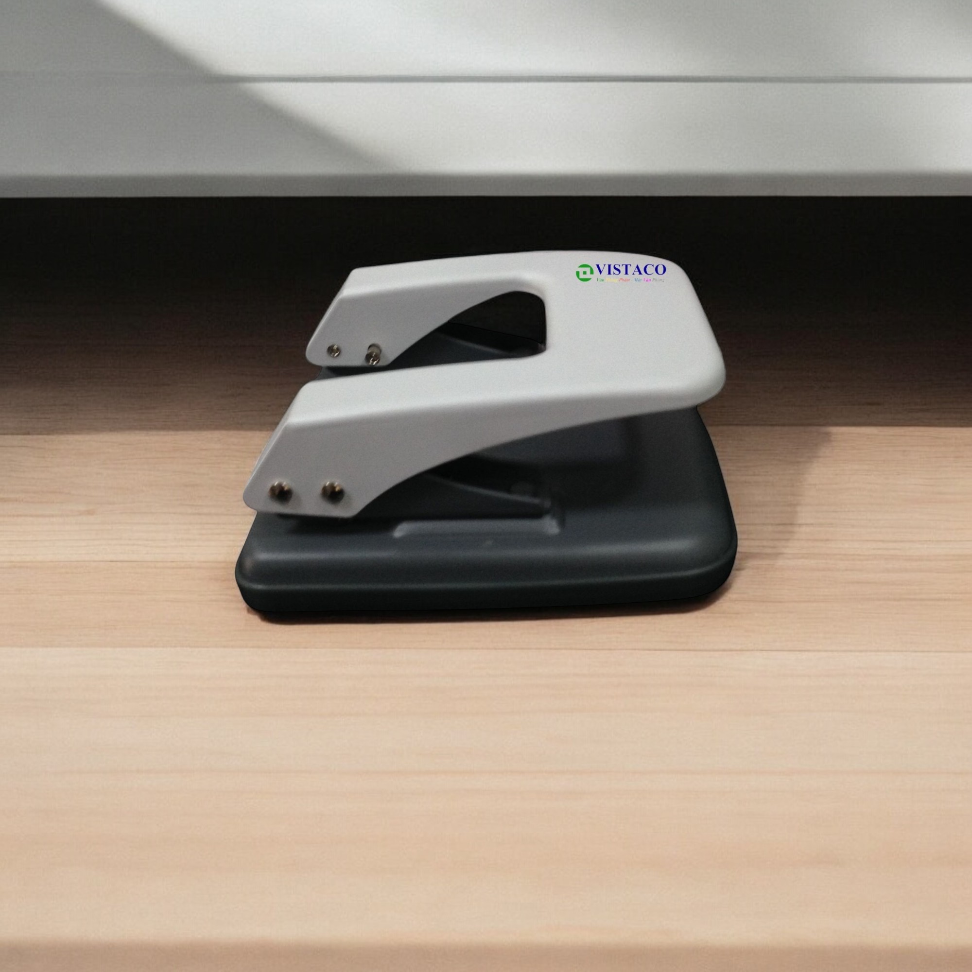 Bấm 2 lỗ - 35 tờ Deli E0104