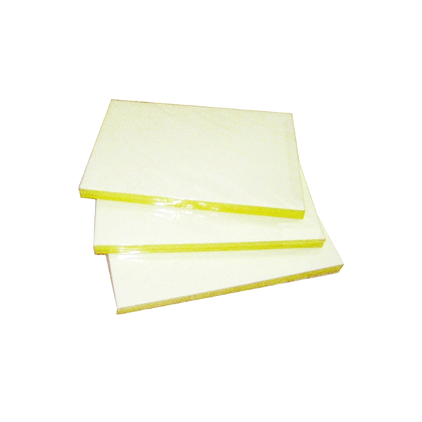 Giấy decal Đế vàng A4 100 tờ/xấp ( Giấy decal (AL-3002A 6.237m2/xấp) )