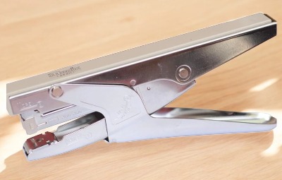 Bấm Kim Stapler 25211 Munix 