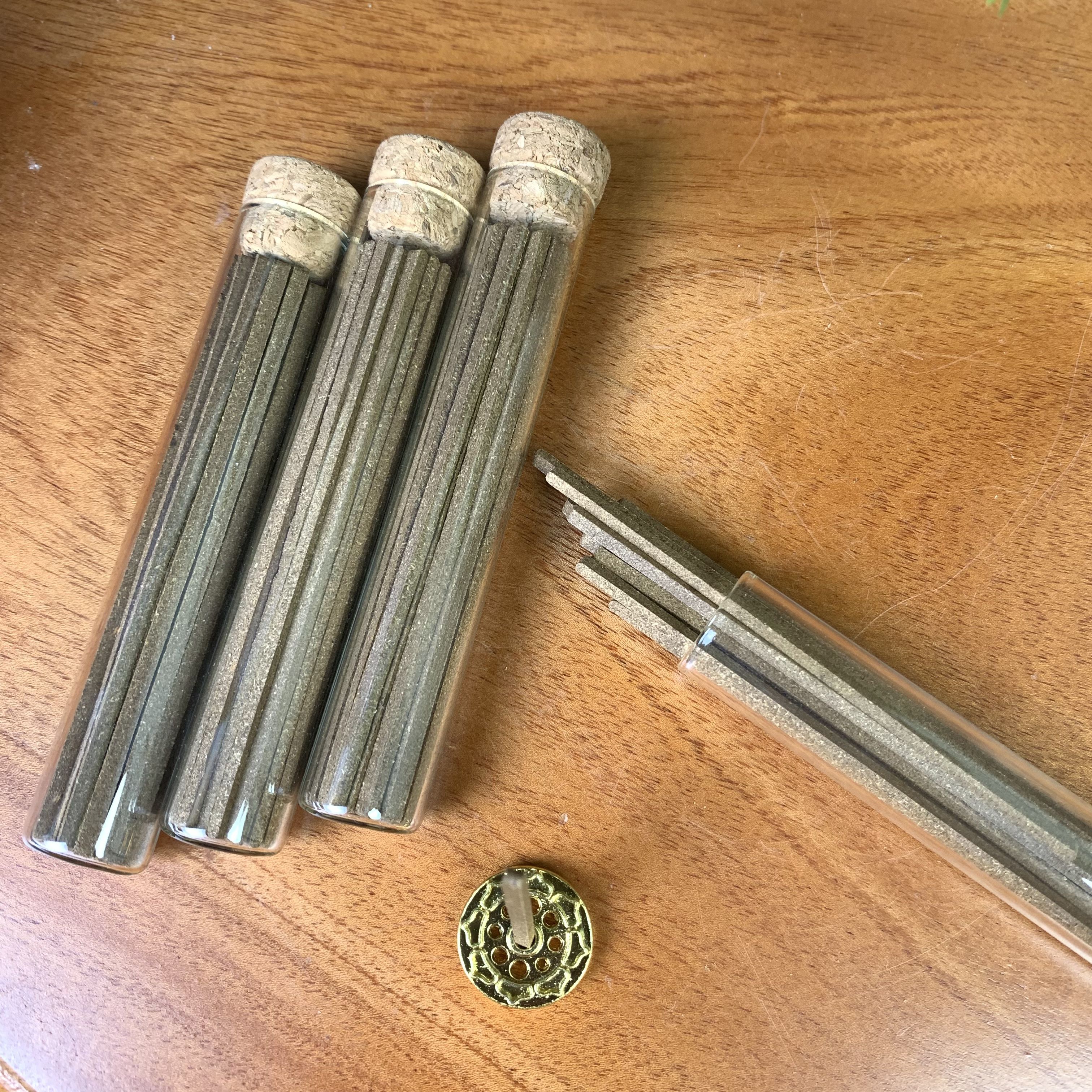 Combo Tịnh Tâm Ngự Khí - 4 Ống nhang thanh không keo trầm hương Kỳ Hải Nam, ống 10gram CB3