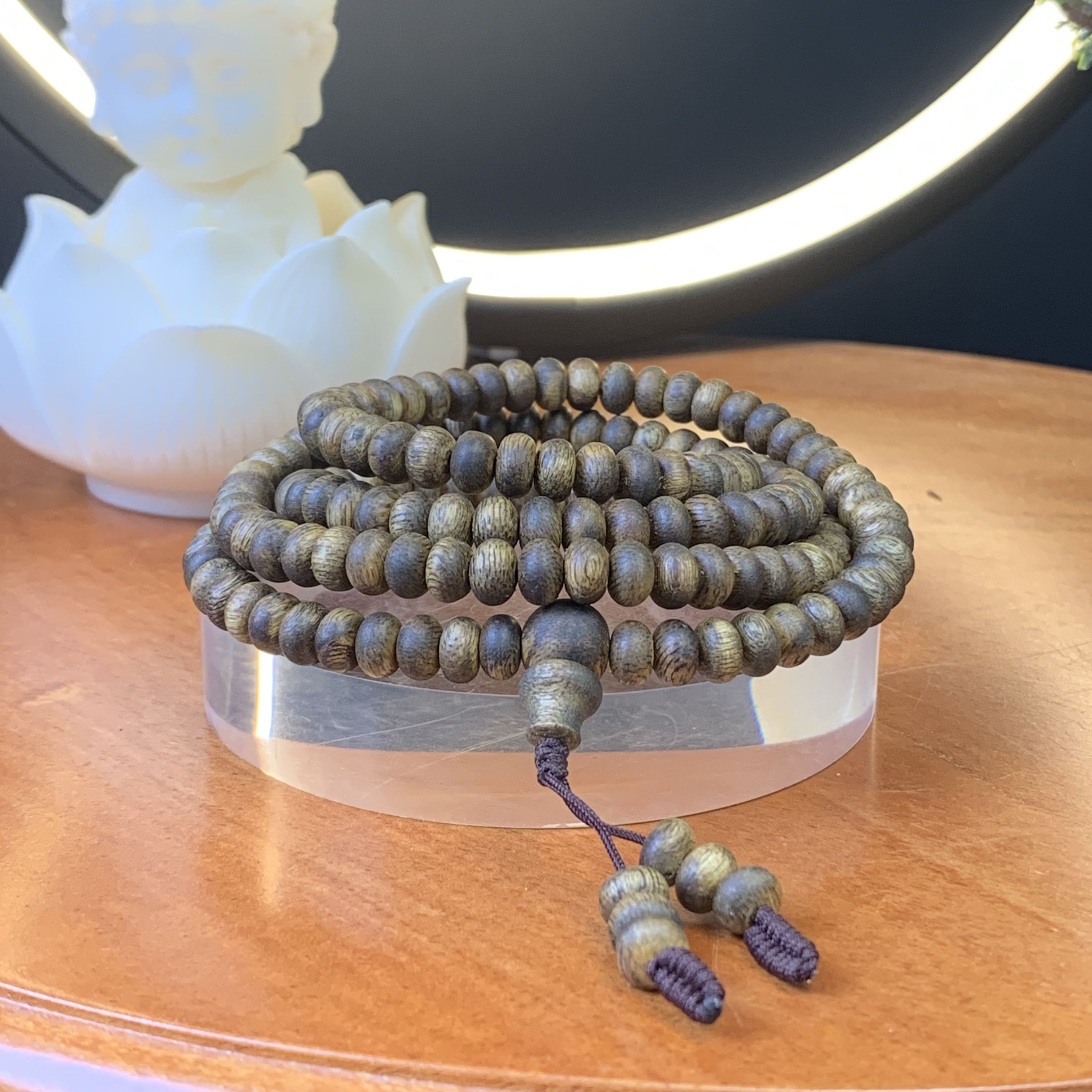 Vòng tay trầm hương Kỳ Hải Nam hạt nút tròn - hạt bàn tính chuỗi 168 hạt 6li đẹp dầu nặng gram 049