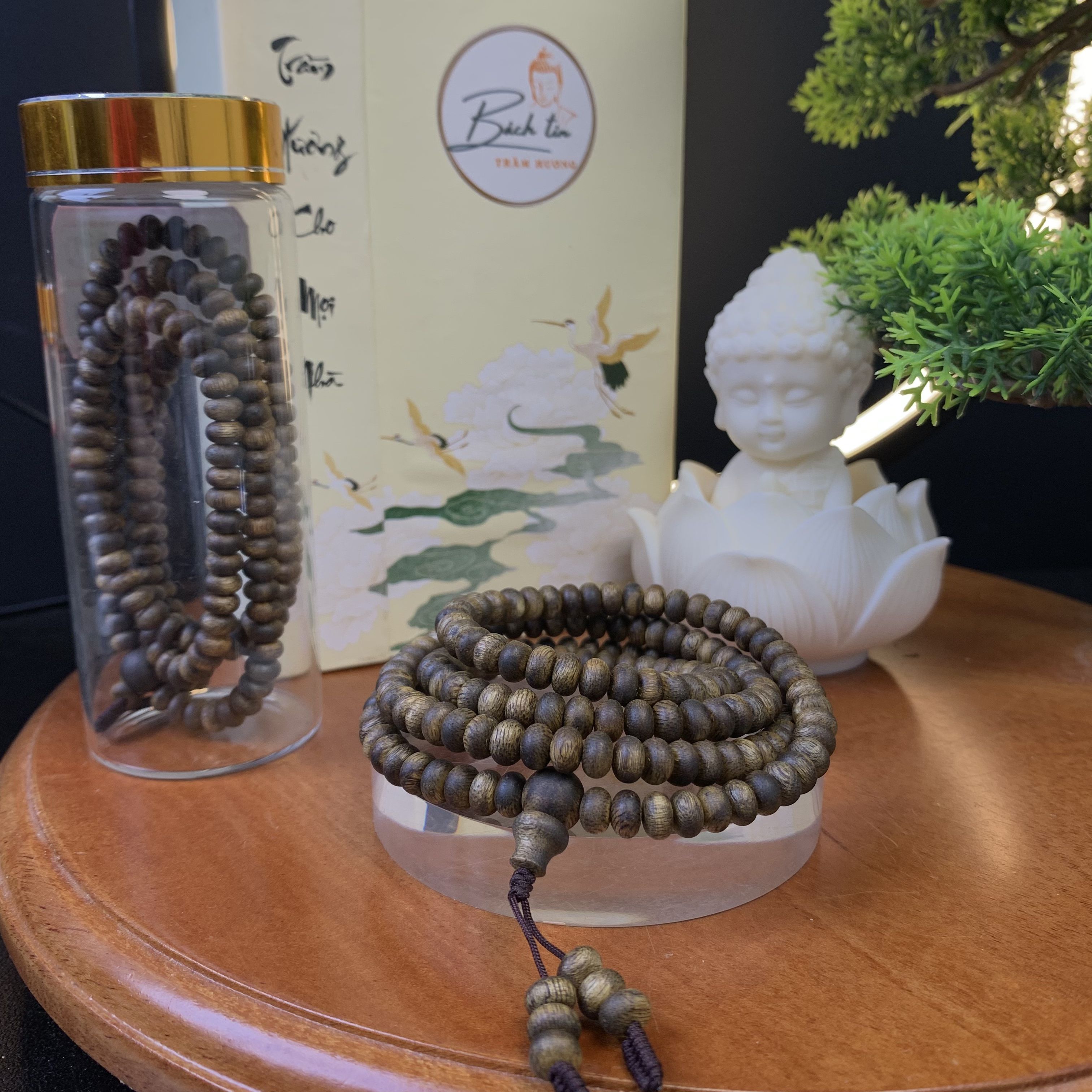 Vòng tay trầm hương Kỳ Hải Nam hạt nút tròn - hạt bàn tính chuỗi 168 hạt 6li đẹp dầu nặng gram 049