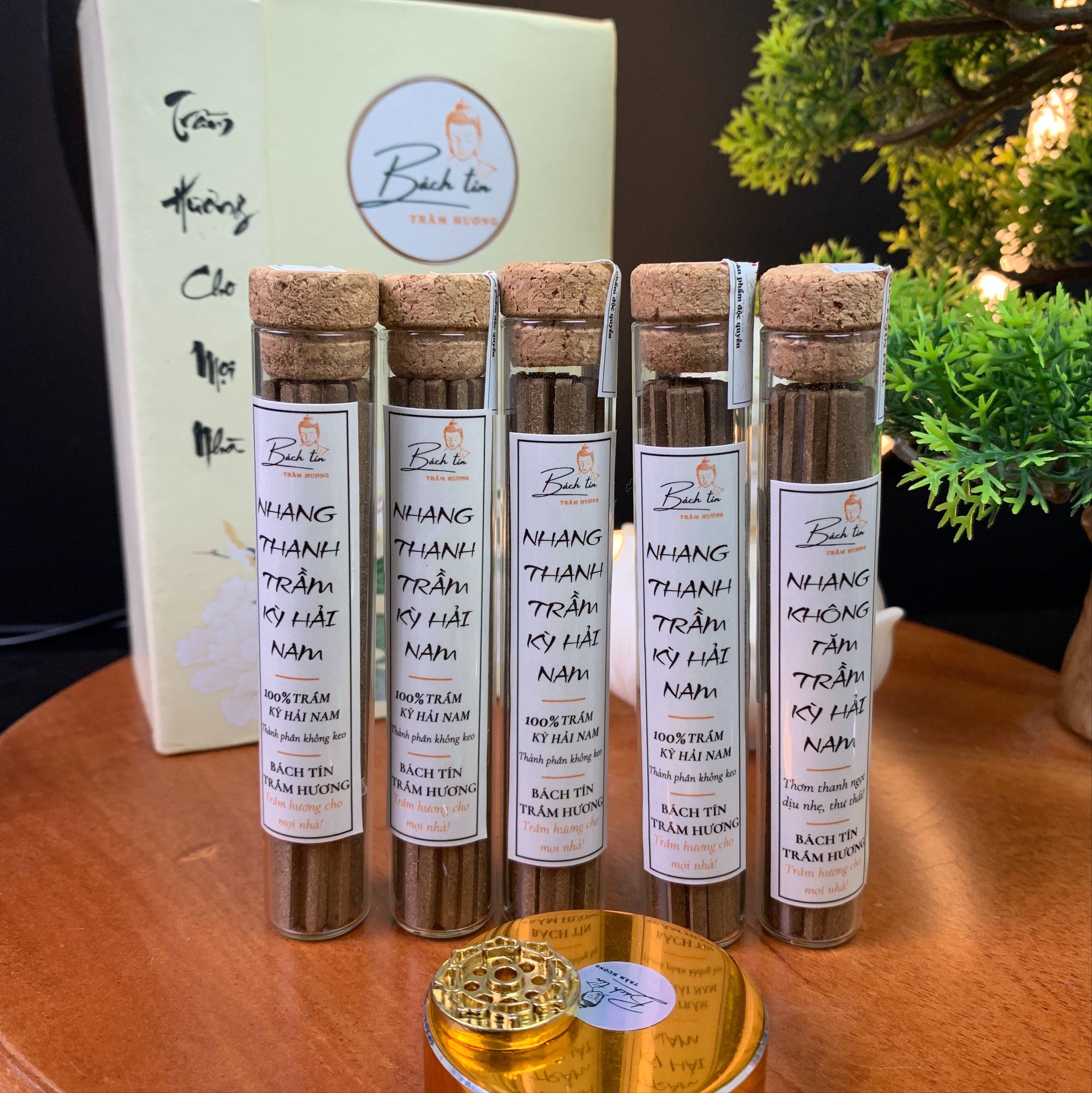 [WEB] Nhang trầm hương Kỳ Hải Nam nhang thanh không keo, dài 9cm, ống 10gram khoảng 20 que kèm đế đốt