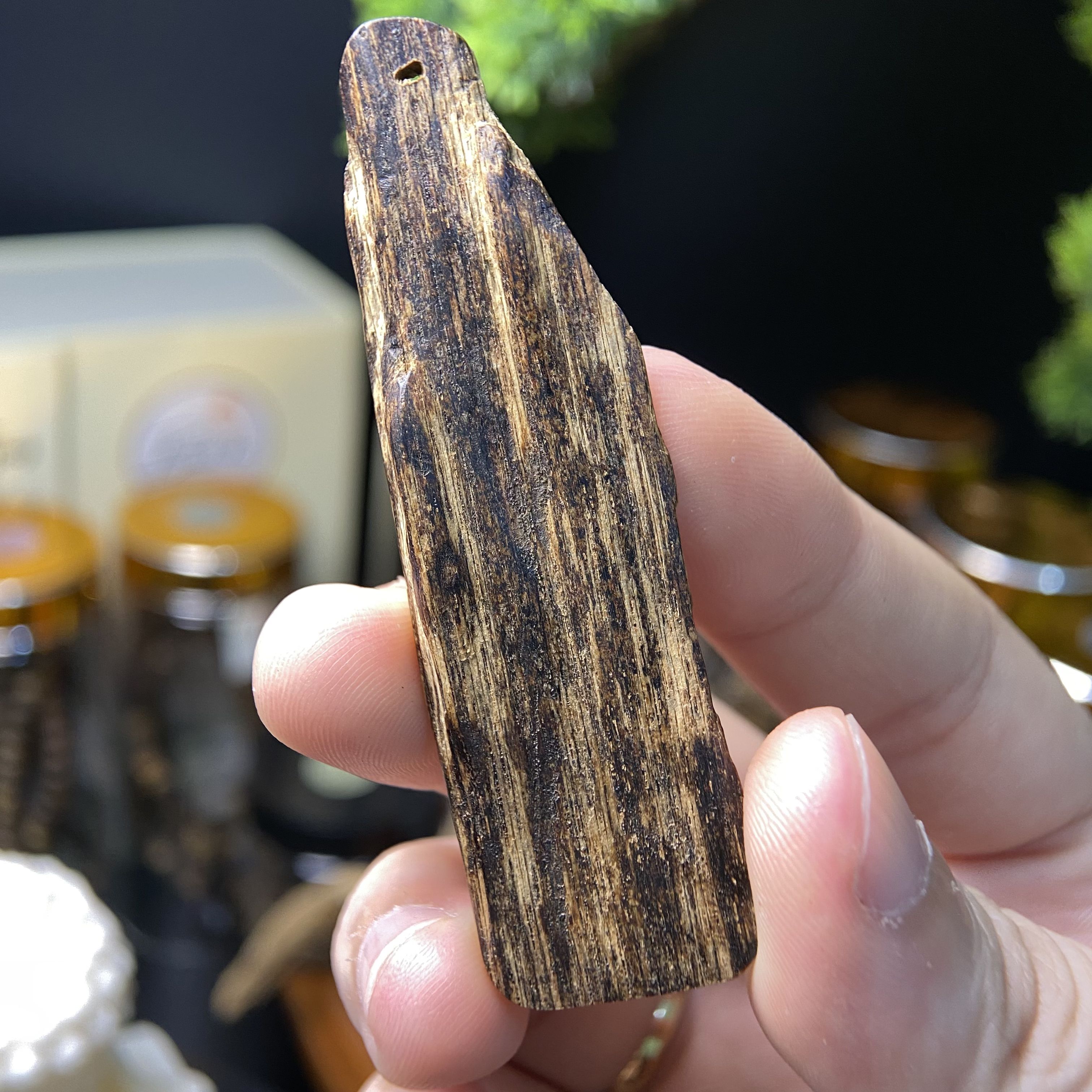 [LIMITED] Mặt trầm hương cận chìm Tarakan Indonesia thơm sống ngọt siêu mạnh bốc #0003