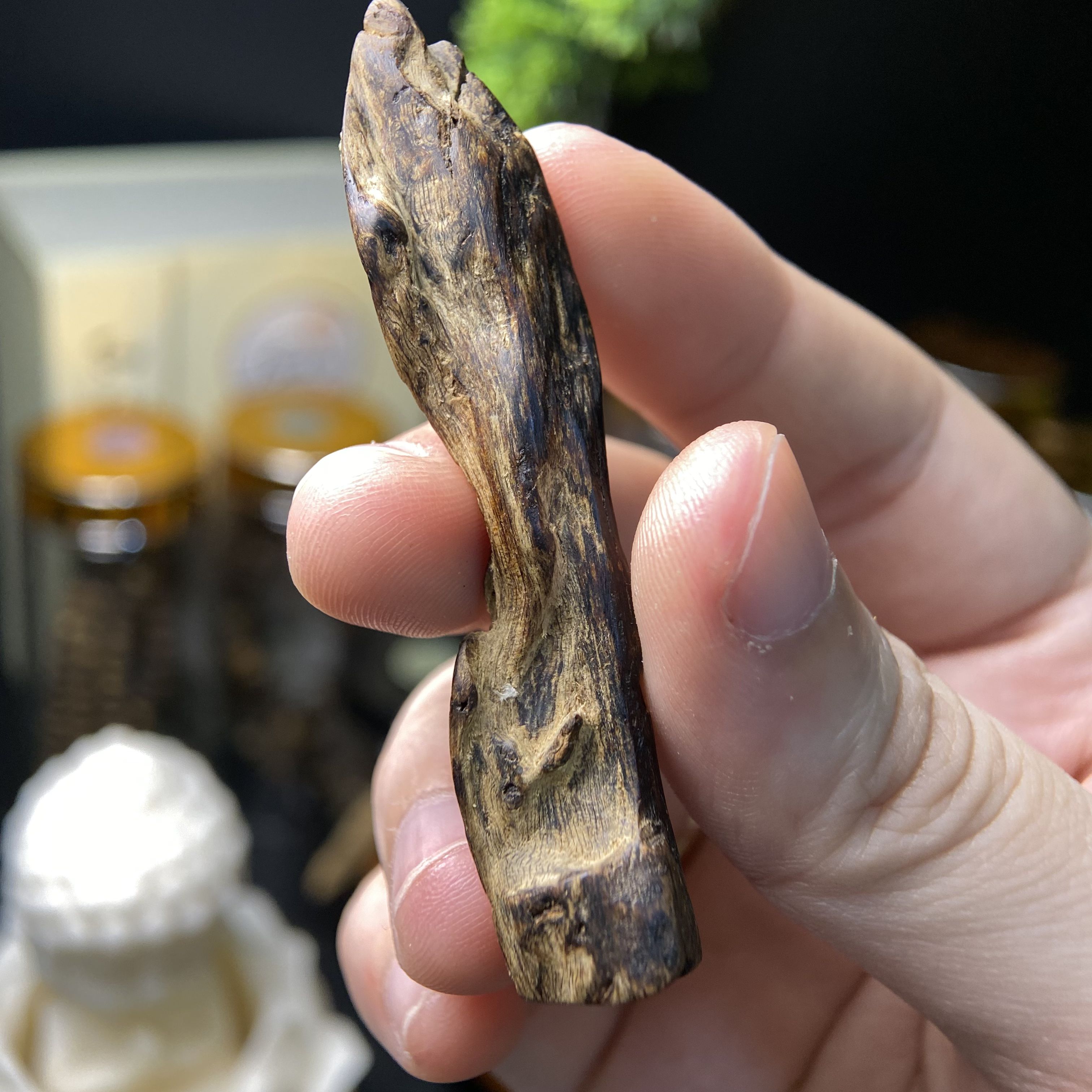 [LIMITED] Mặt trầm hương Phước Sơn chìm nước thơm sống thơm chín đều ngọt mạnh thơm sâu nặng hơn 3g - tông hàng quý hiếm #0001