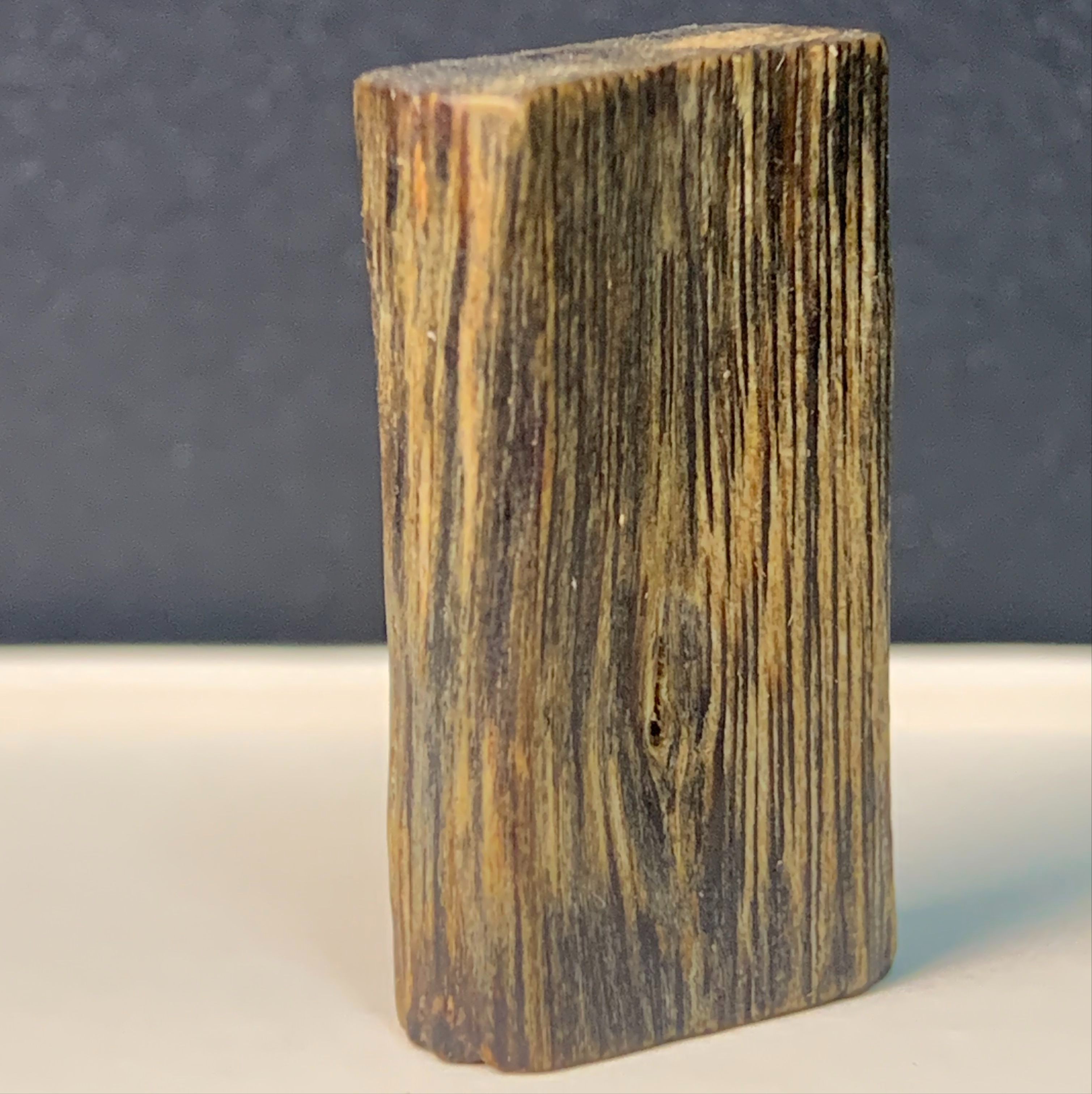 [LIVE] Mặt dây chuyền trầm hương Kỳ Hải Nam nhỏ chìm nước cao cấp 2g làm mặt dây chuyền, miếng trầm chơi cảnh, thưởng mùi 127-02