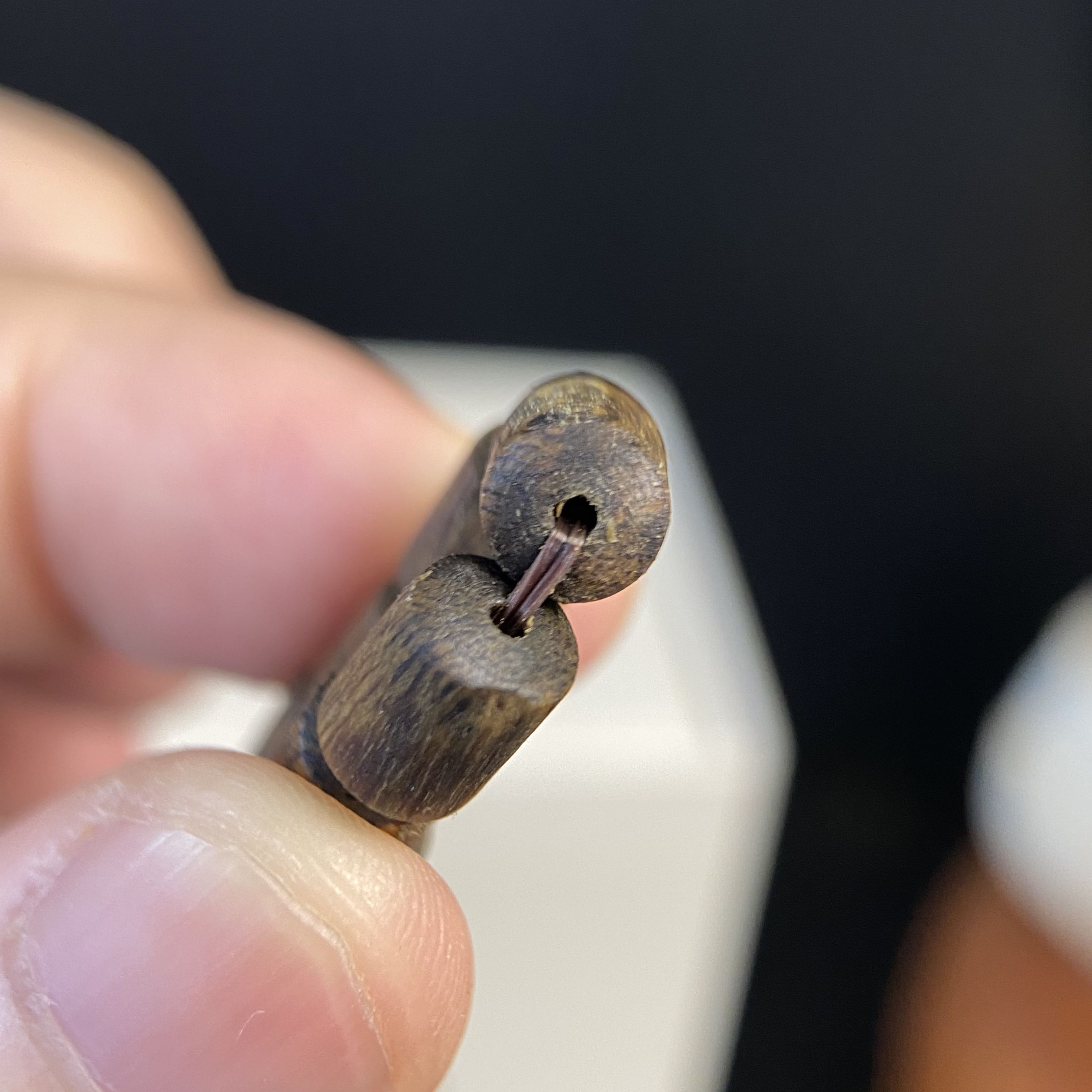 Vòng tay trầm hương Kì Hải Nam đốt trúc dài đeo cổ đeo tay 4 vòng hạt 5 li thơm mạnh 13gram 039-01