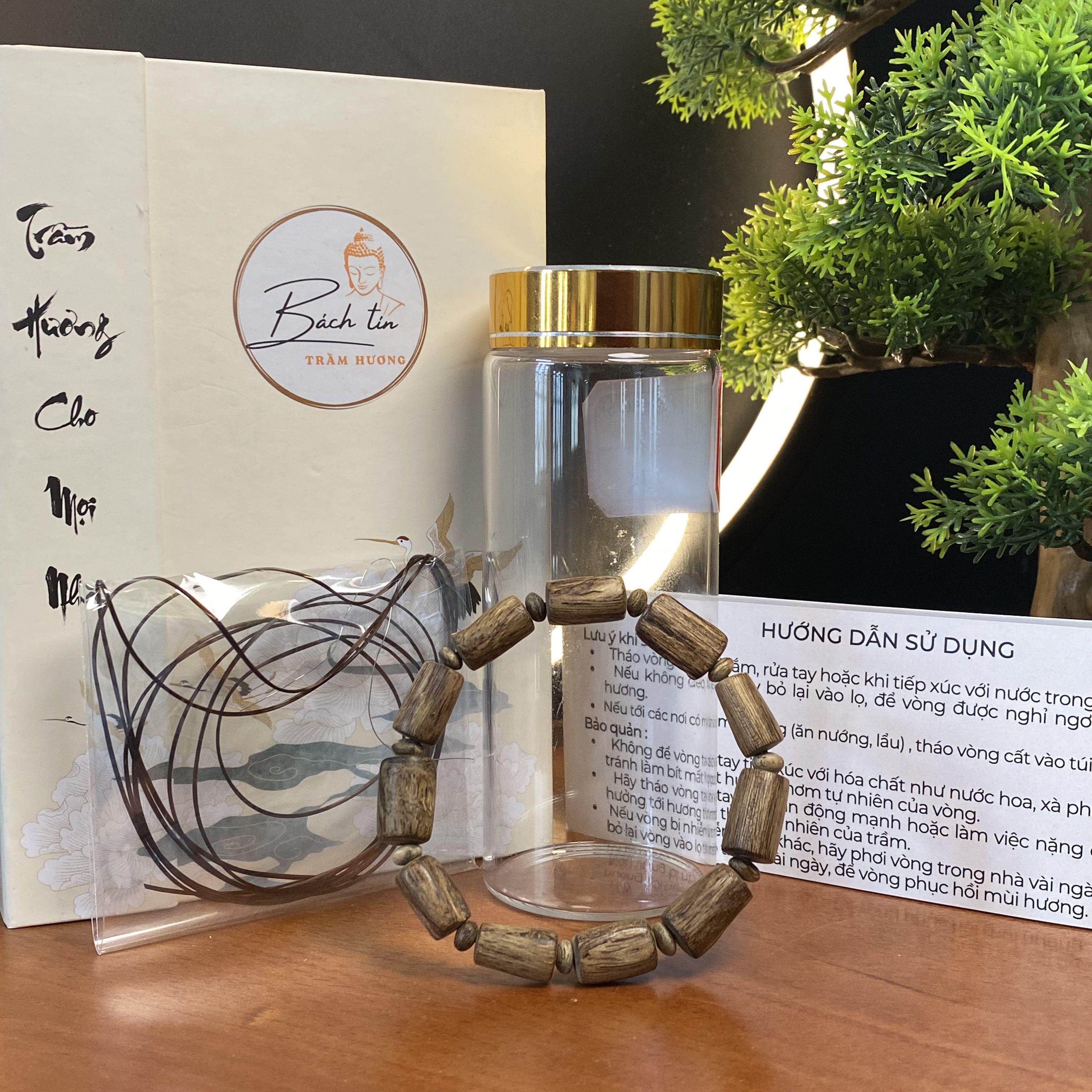 Vòng trầm hương Philippine Agusan cận chìm hạt dạng trúc thô 9li nặng gần 8gram A0007