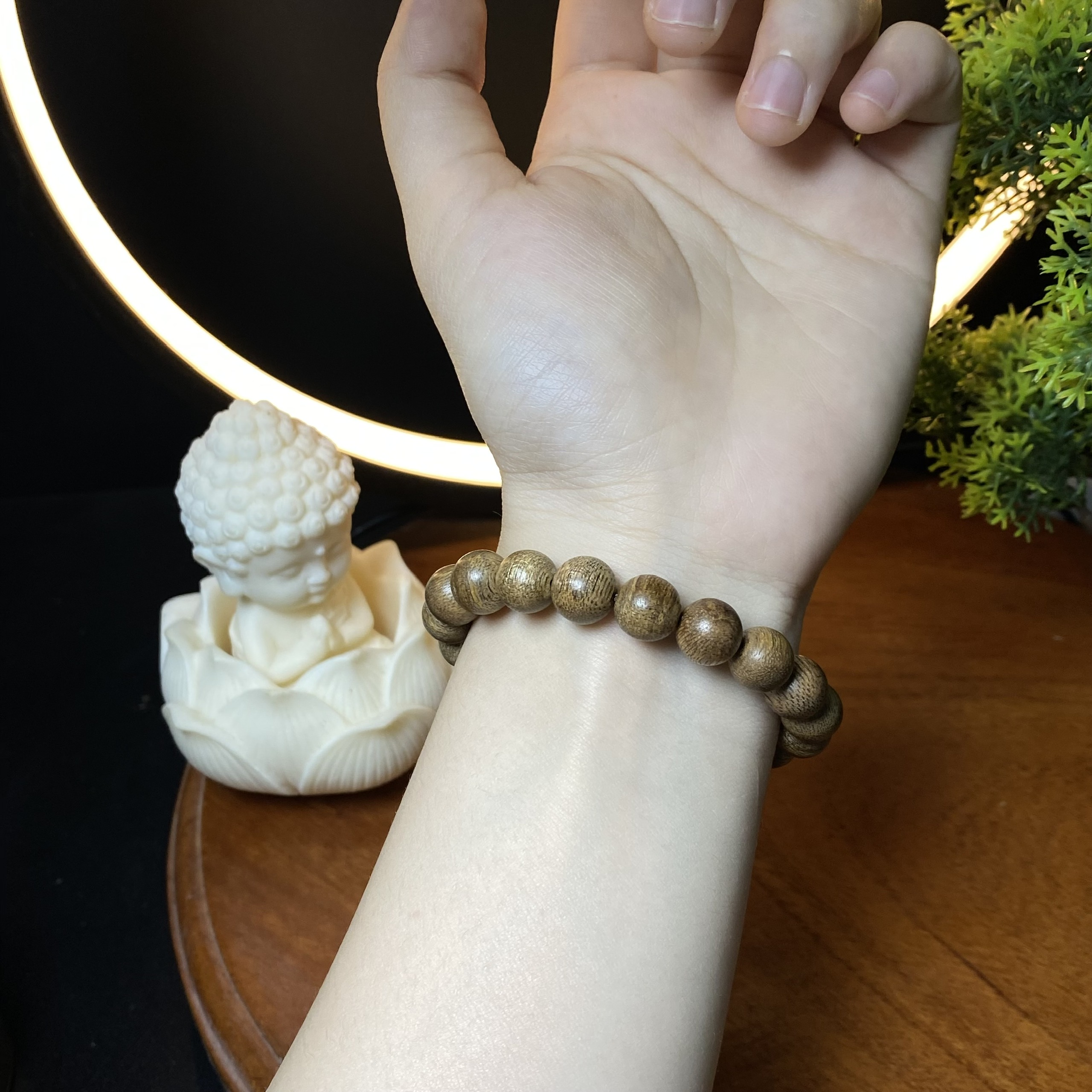 Vòng trầm hương tốc Việt hạt tròn đơn thơm ngọt 060