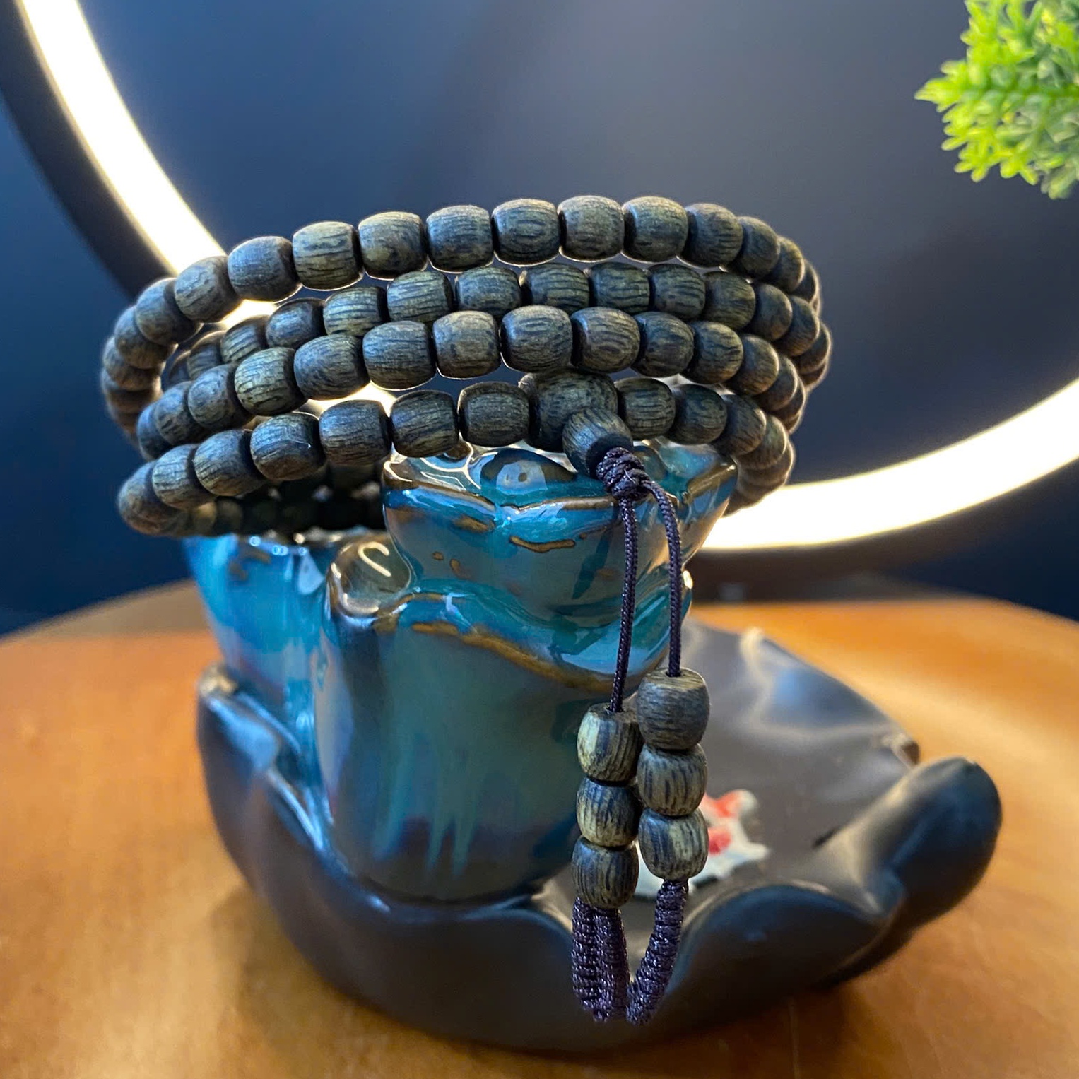 Vòng tay trầm hương Kì Hải Nam cận chìm vòng dài 138 hạt đeo cổ đeo tay 5mm 12gram thơm mạnh 036