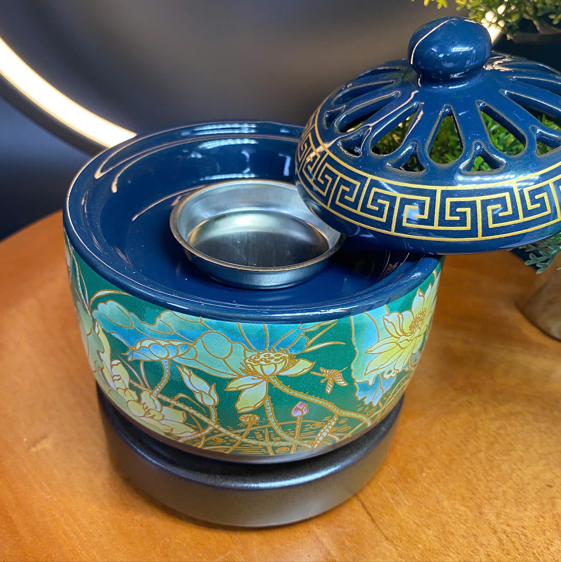 Lư điện xông trầm hương, màn hình hiển thị nhiệt độ, thư gian thoải mái tinh thần 302