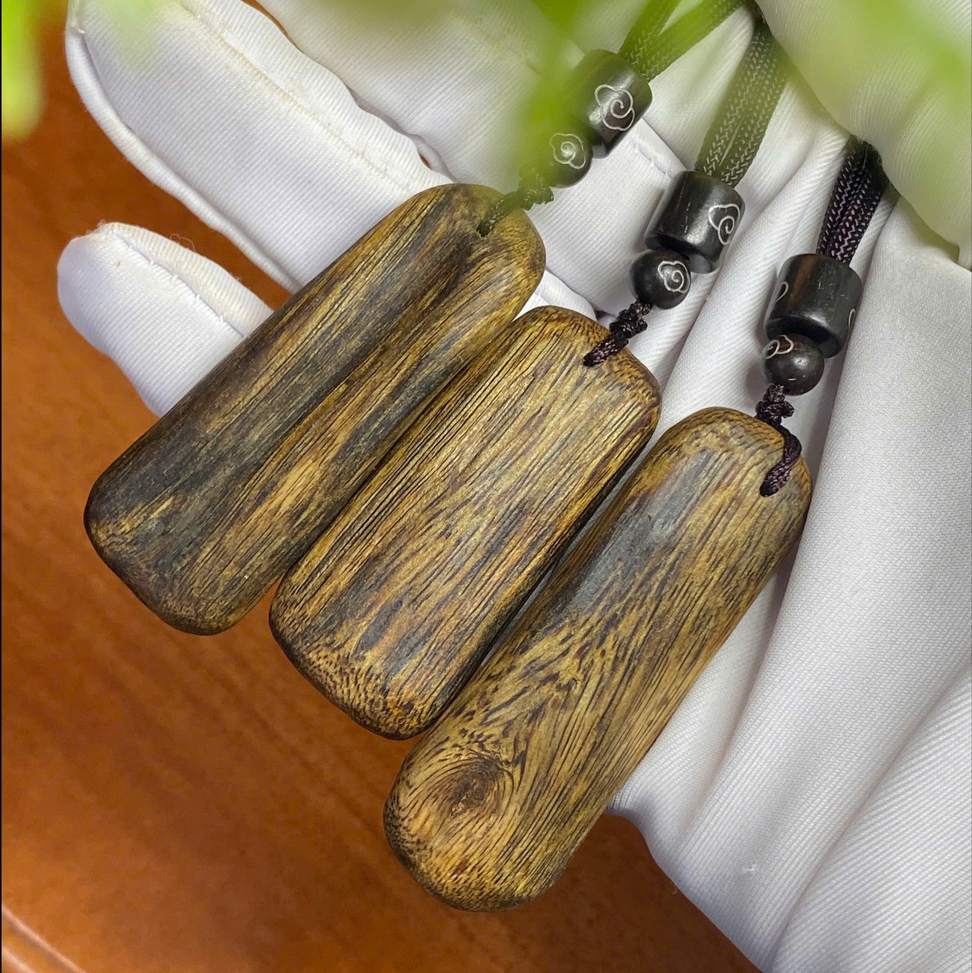 [LIVE] Vòng cổ trầm hương Kì Hải Nam mặt 5g mùi thơm thanh thanh dịu 125