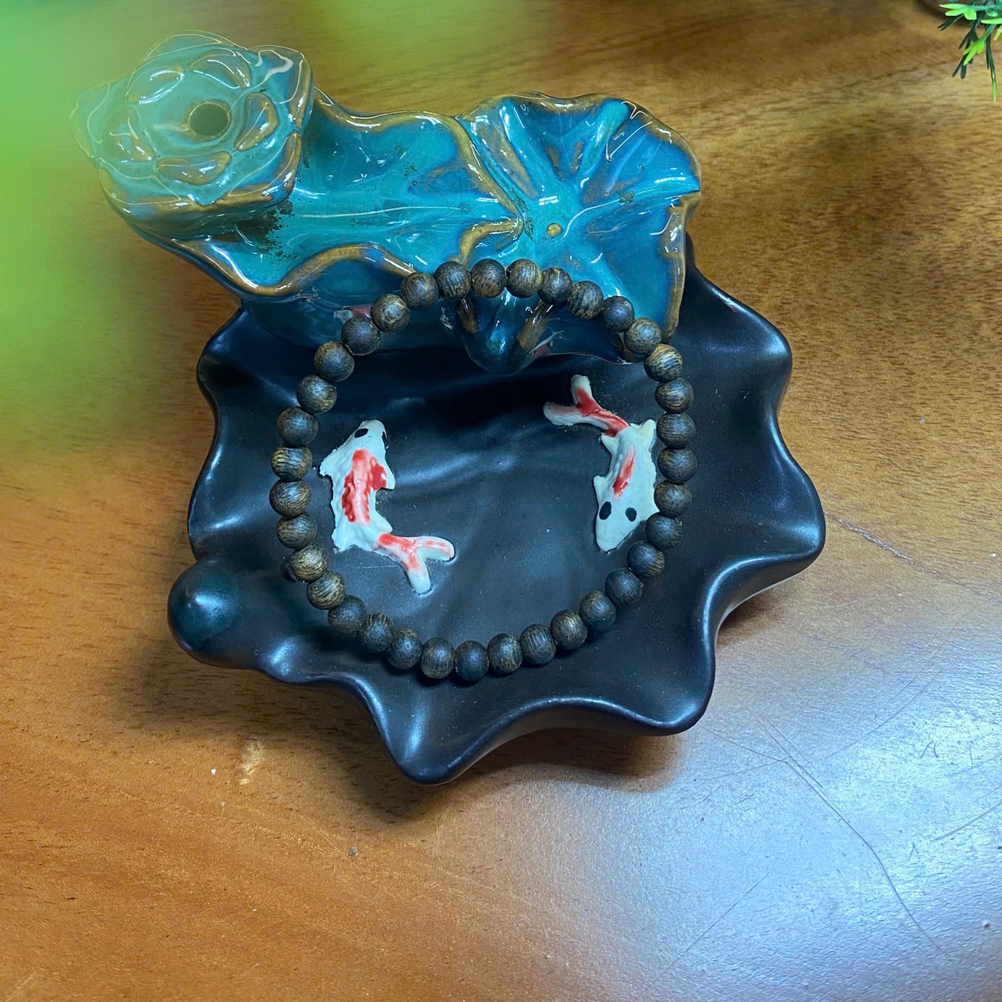 Vòng tay trầm hương Kì Hải Nam chìm nước hạt tròn 5li tay nữ 045