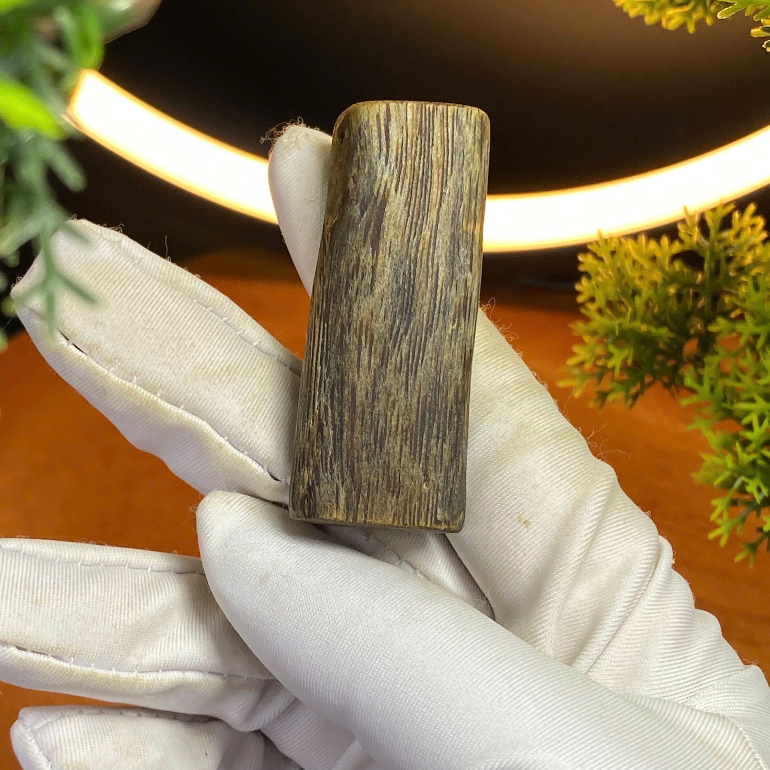 [LIVE] Mặt dây chuyền trầm hương Kì Hải Nam chìm nước dầu đen 5-6g trên mặt 127