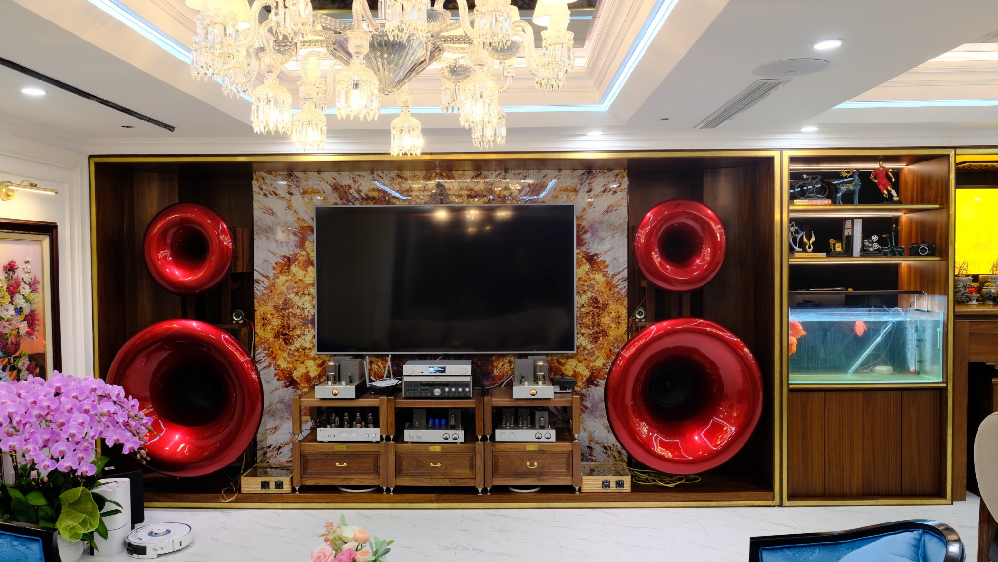 Nội thất chung cư gỗ óc chó Gia Lâm, Hà Nội