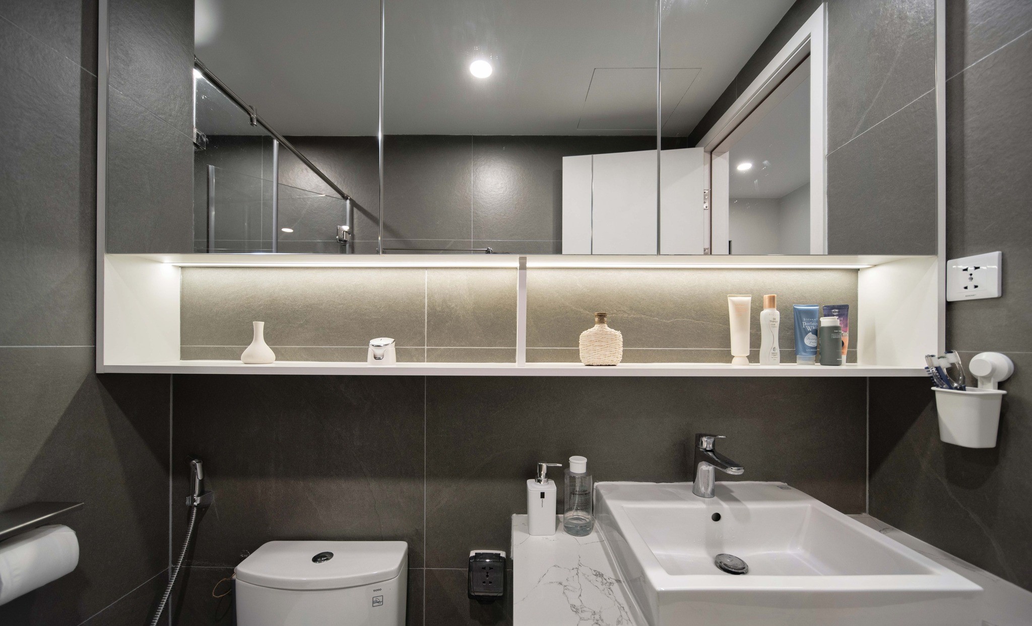 Thi công nội thất chung cư Vinsmart City Tây Mỗ – Tổ ấm hiện đại cho cặp vợ chồng trẻ