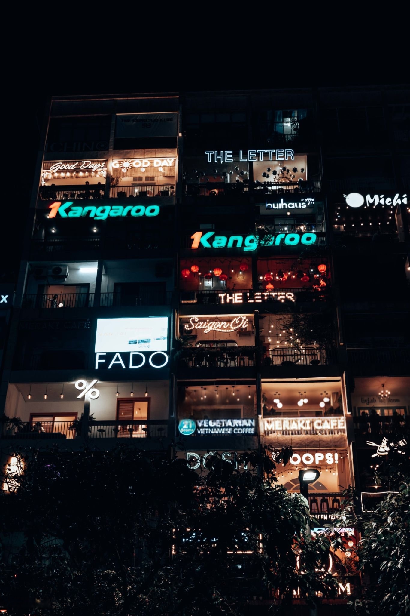 Quy định mới nhất về lắp đặt biển hiệu quảng cáo năm 2025