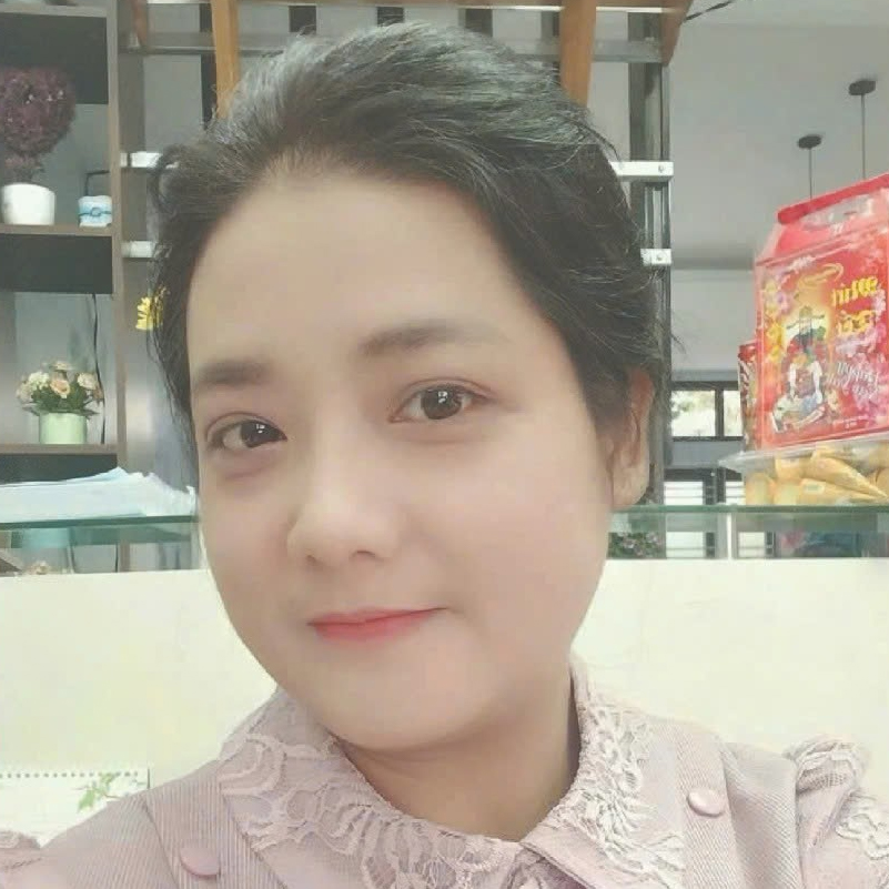 Chị Ly Phạm