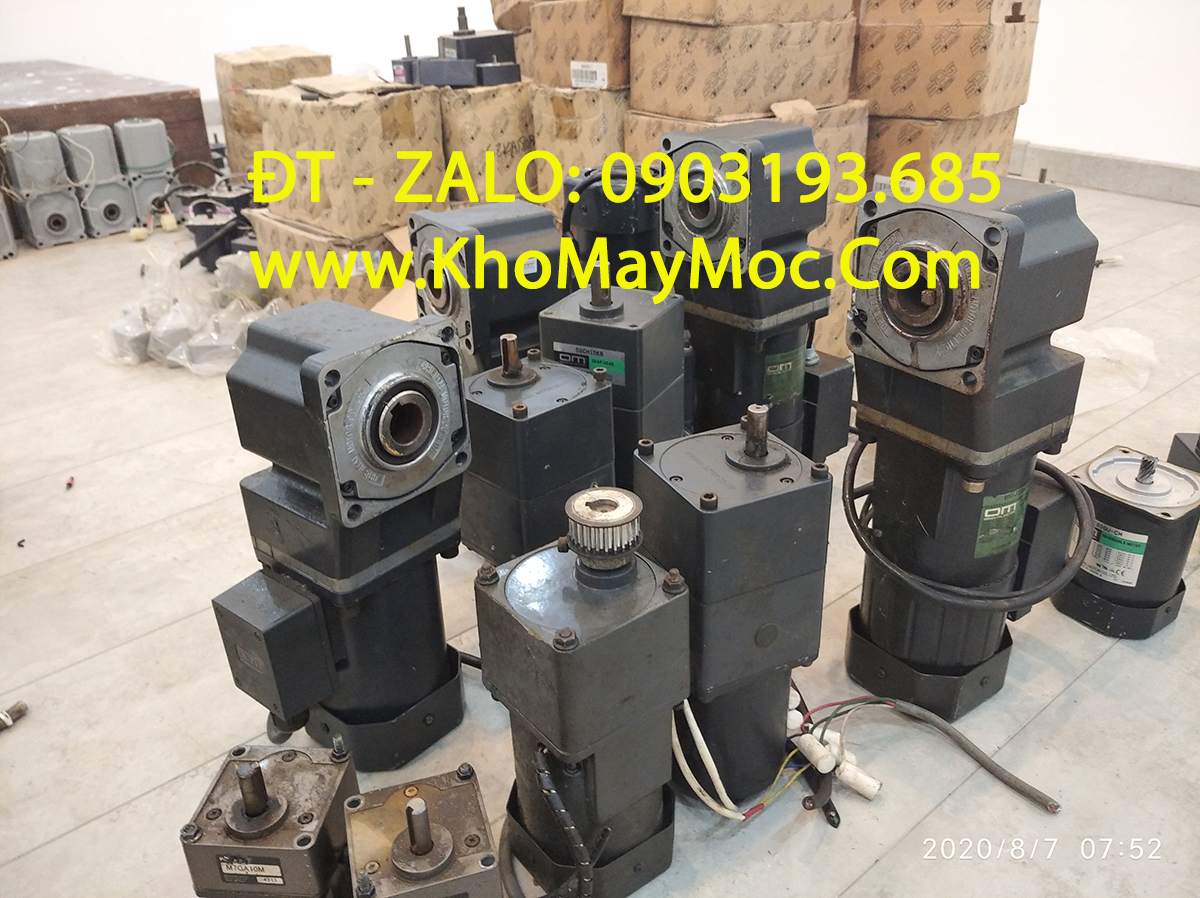 Động cơ giảm tốc trục âm 200w
